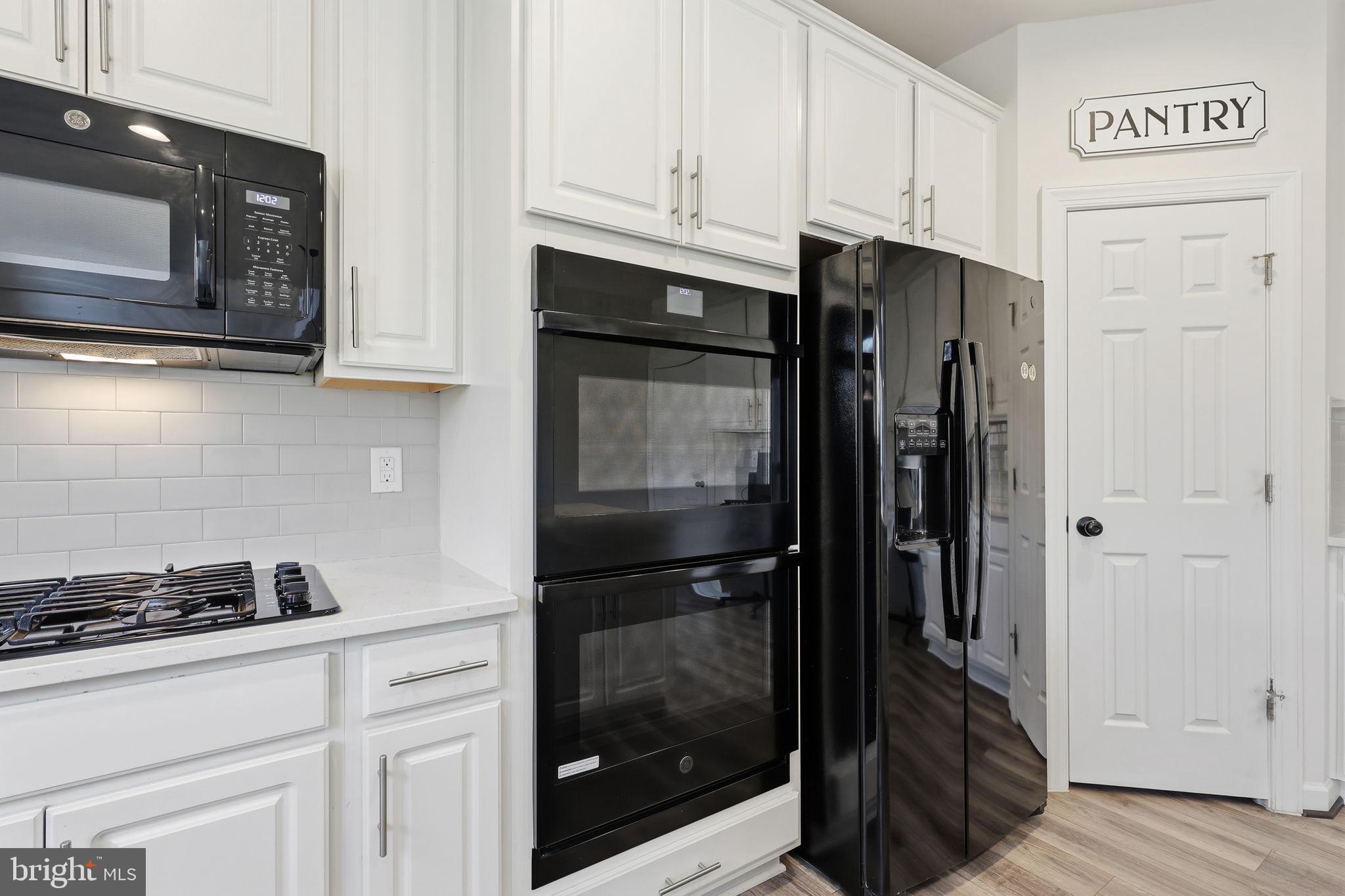 LEELAND STATION - Residential