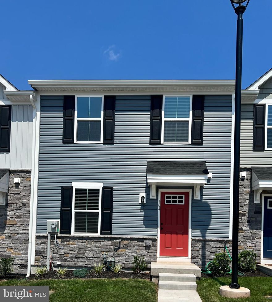 Introducing a stunning new build in the desirable location of Pottstown, PA. This modern 3-bedroom, 2.5-bathroom home boasts never-before-lived-in luxury.  The spacious master suite offers a private retreat, while the sleek design and fixtures throughout the house provide a contemporary feel. Enjoy the convenience of modern appliances in the kitchen, making meal prep a breeze. Don't miss out on the opportunity to make this stylish house your new home.