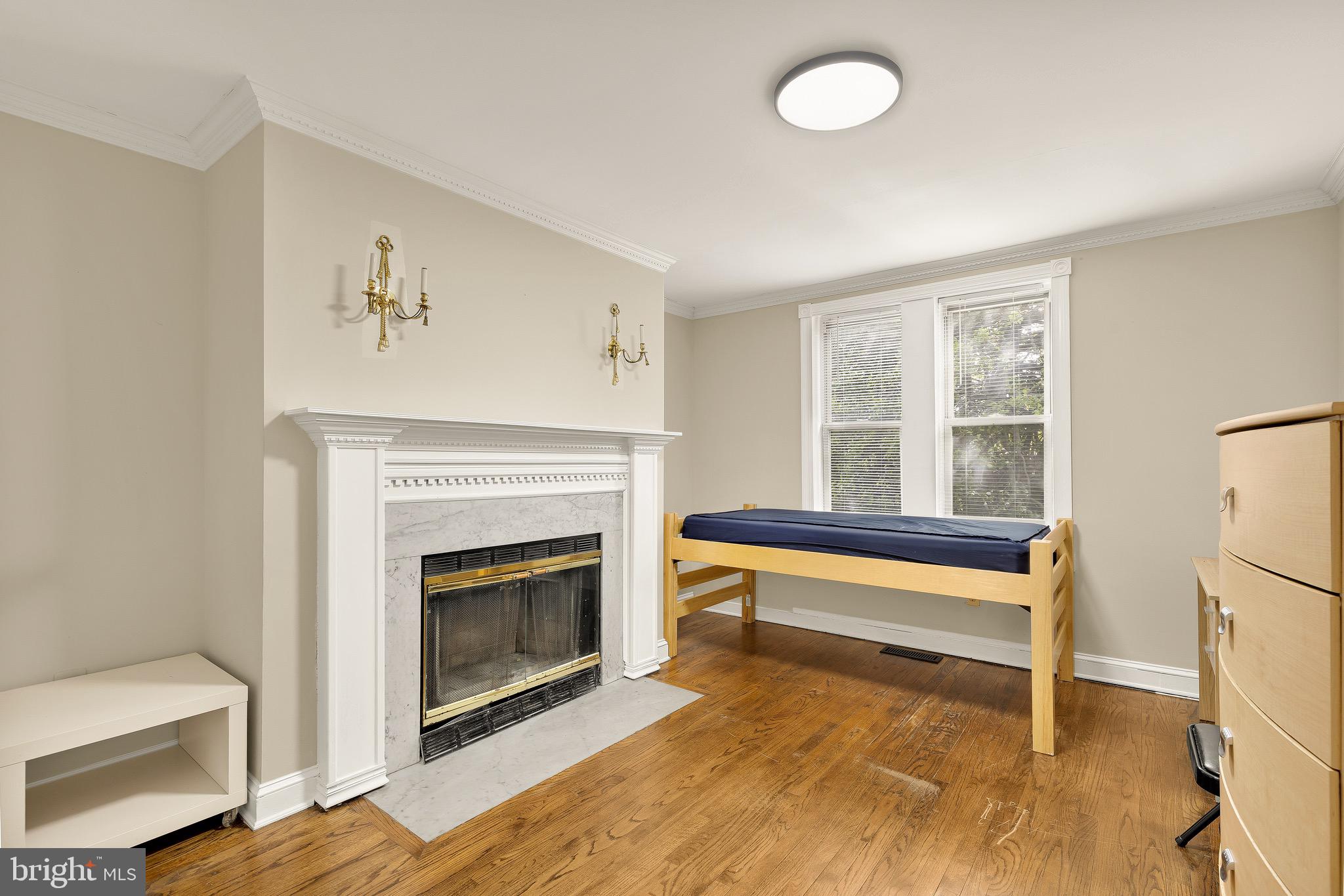 CAPITOL HILL - Residential Income