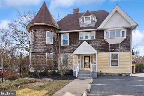202 W MAIN STREET MOORESTOWN NJ 08057