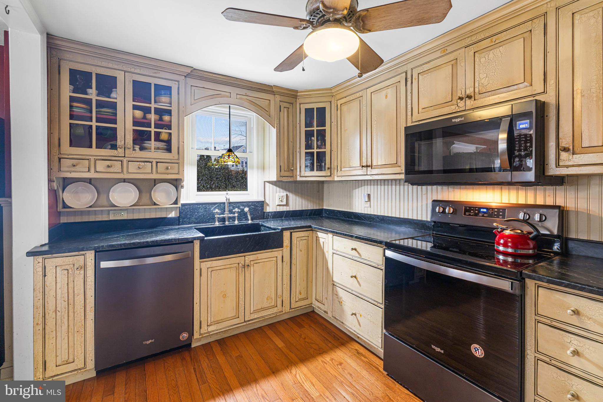 HICKORY HILL - Residential