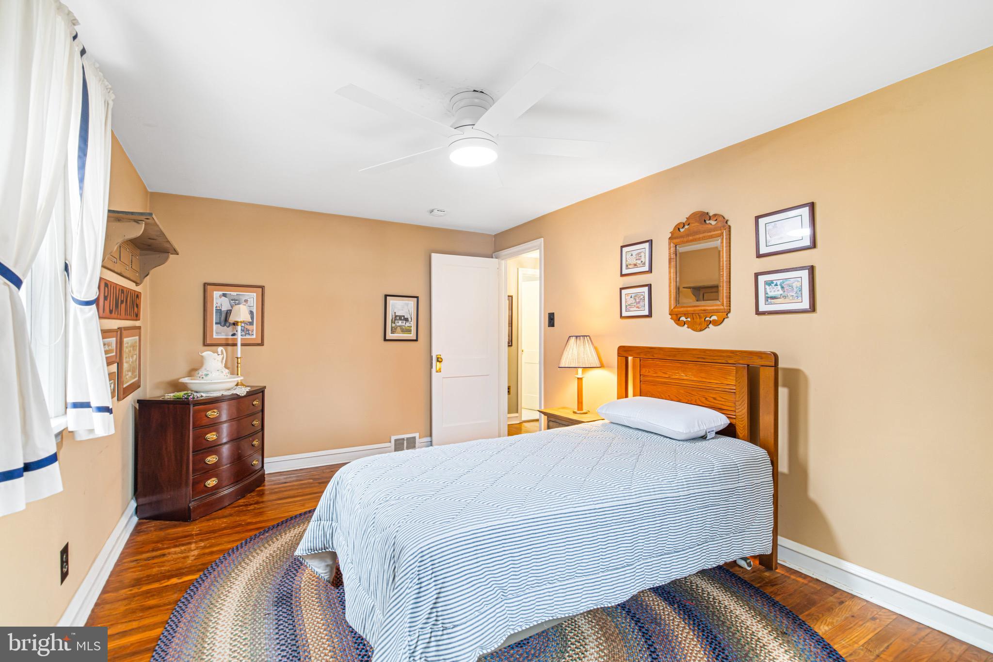 HICKORY HILL - Residential