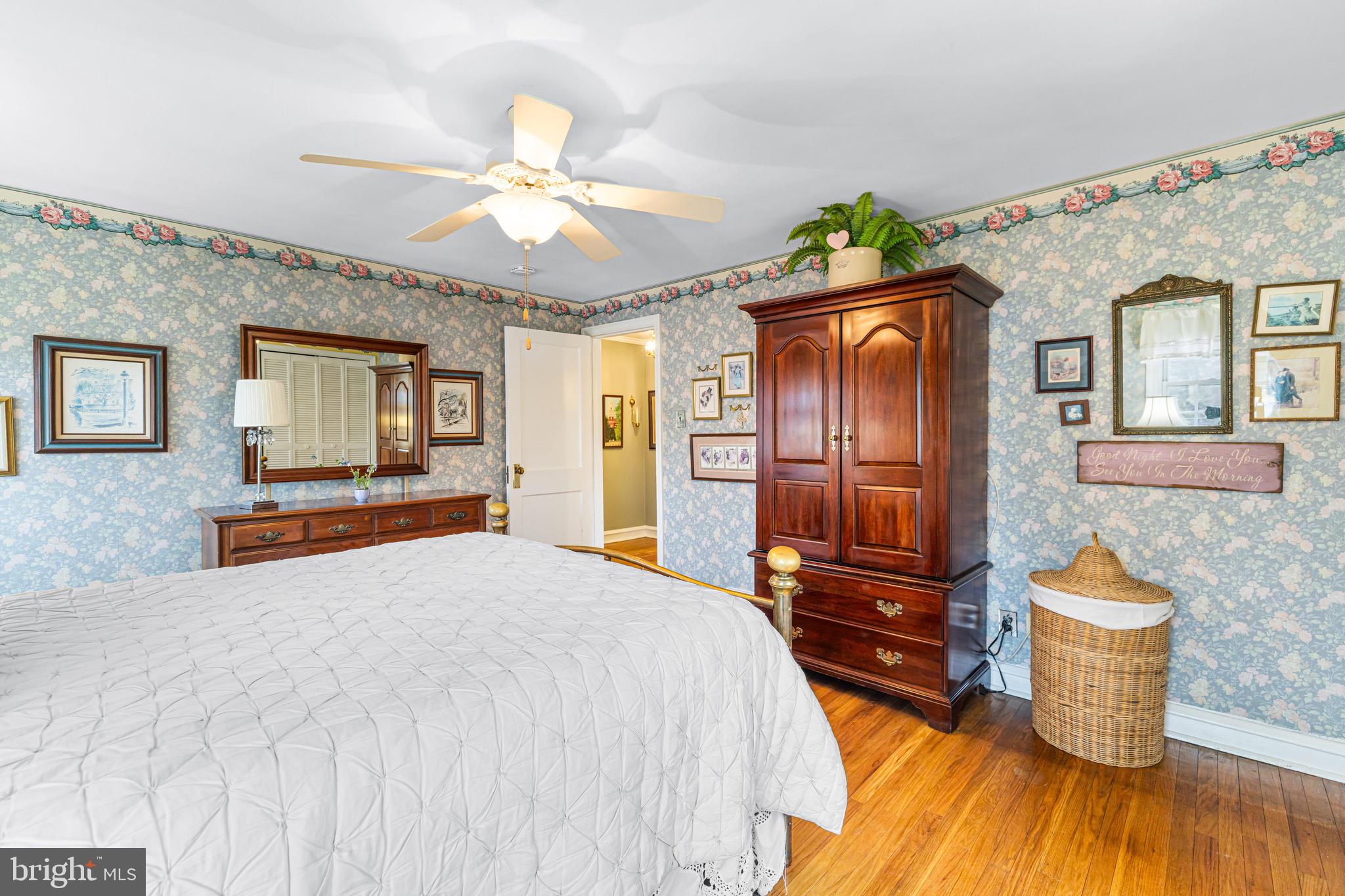 HICKORY HILL - Residential