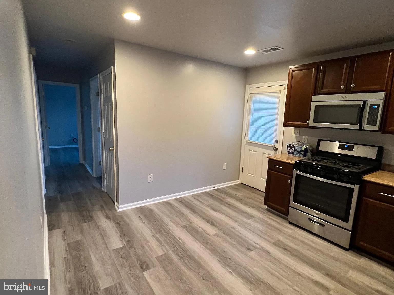 HAYWOOD HEIGHTS - Residential Lease