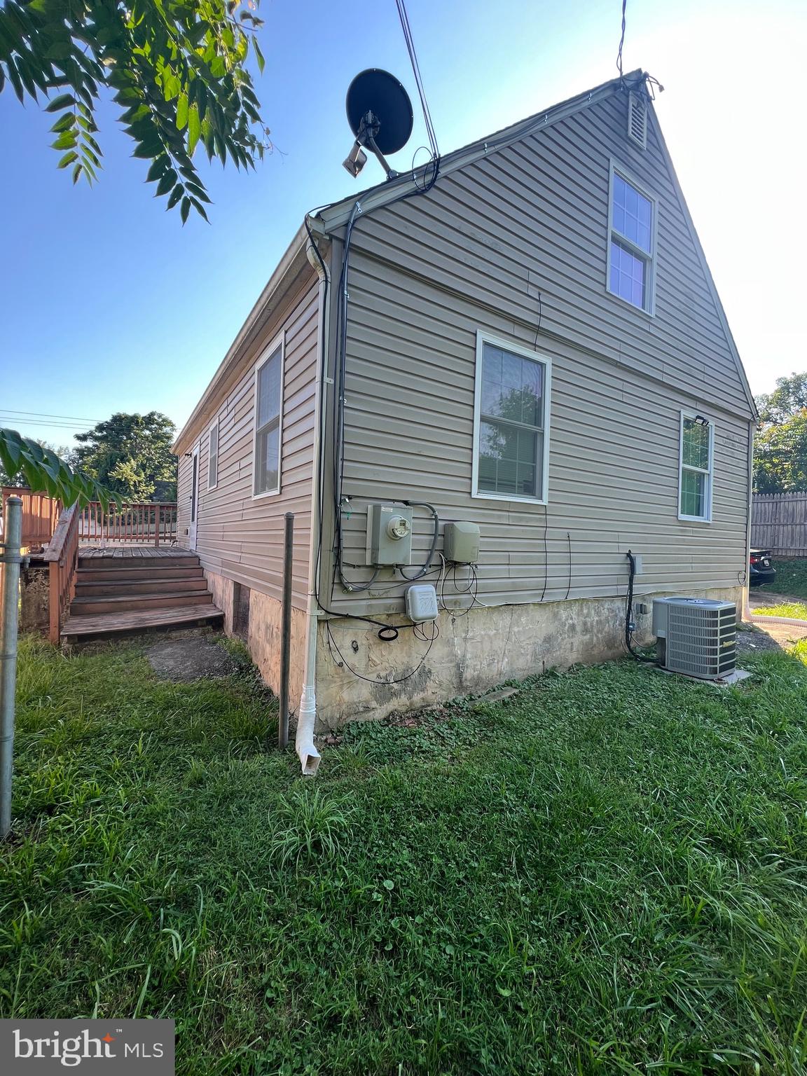 HAYWOOD HEIGHTS - Residential Lease