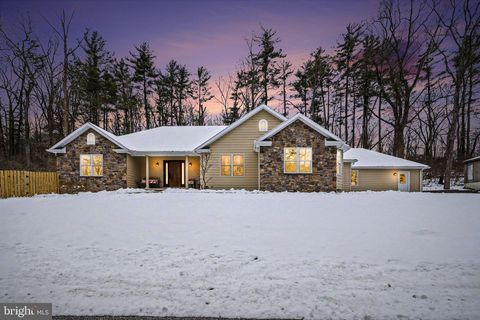 521 STONEY RUN ROAD DILLSBURG PA 17019