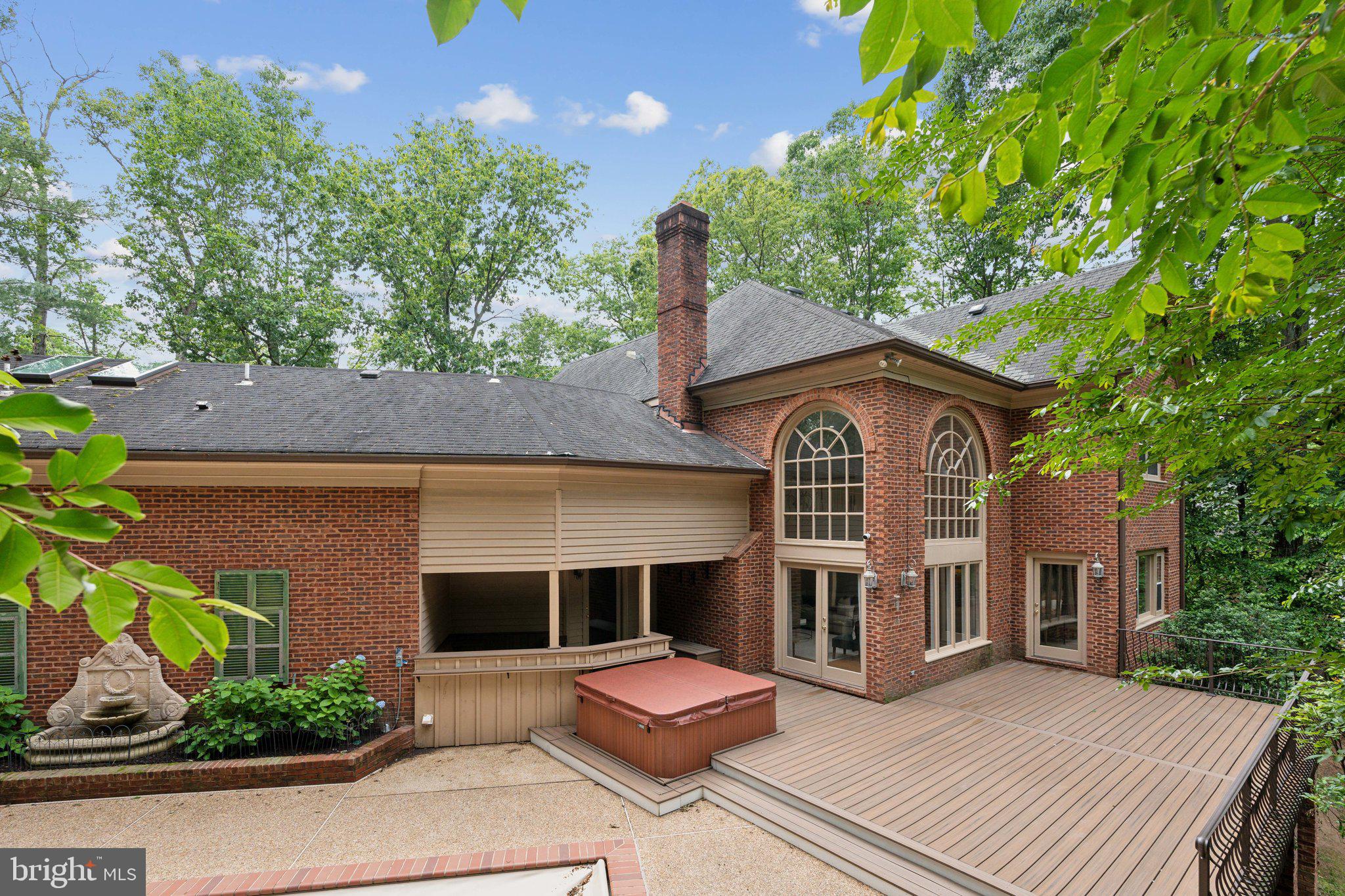 ASHLEY - Residential