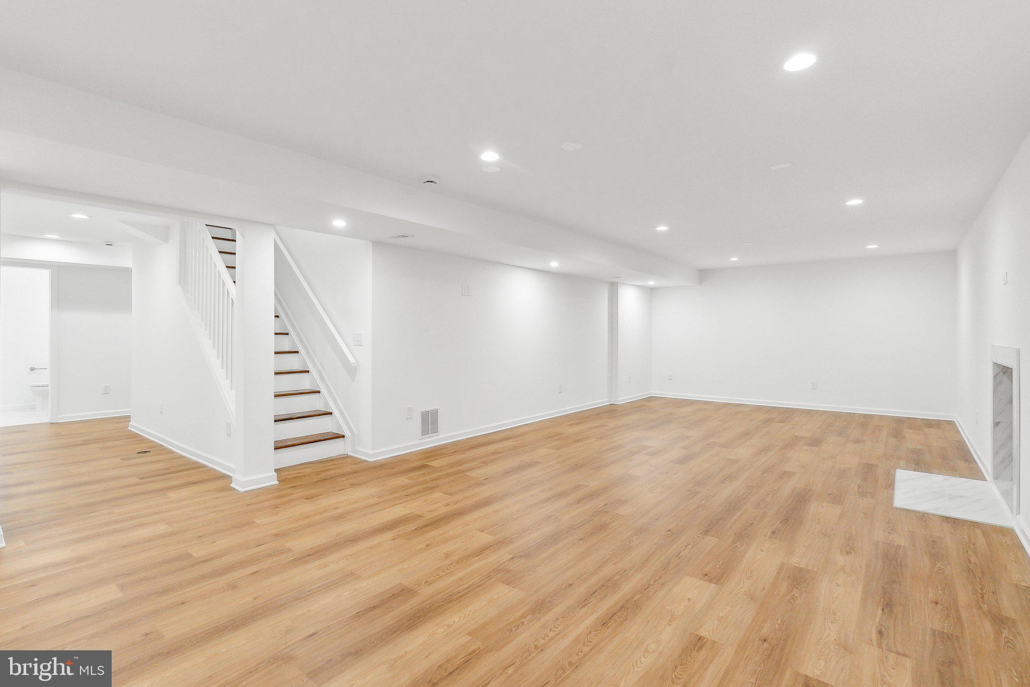 ASHLEY - Residential