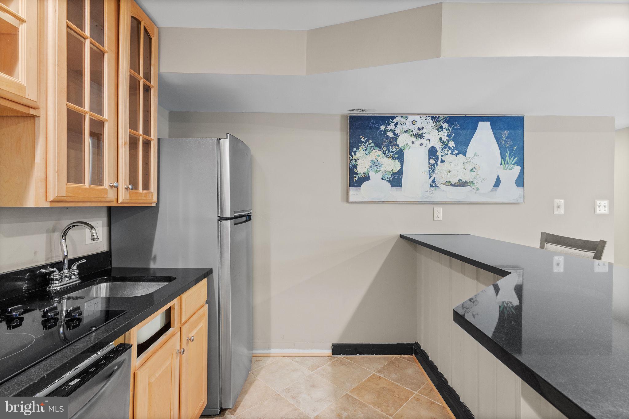 FOREST MANOR - Residential