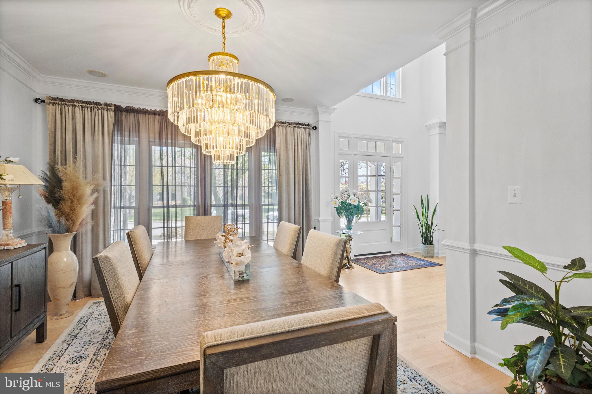 FOREST MANOR - Residential