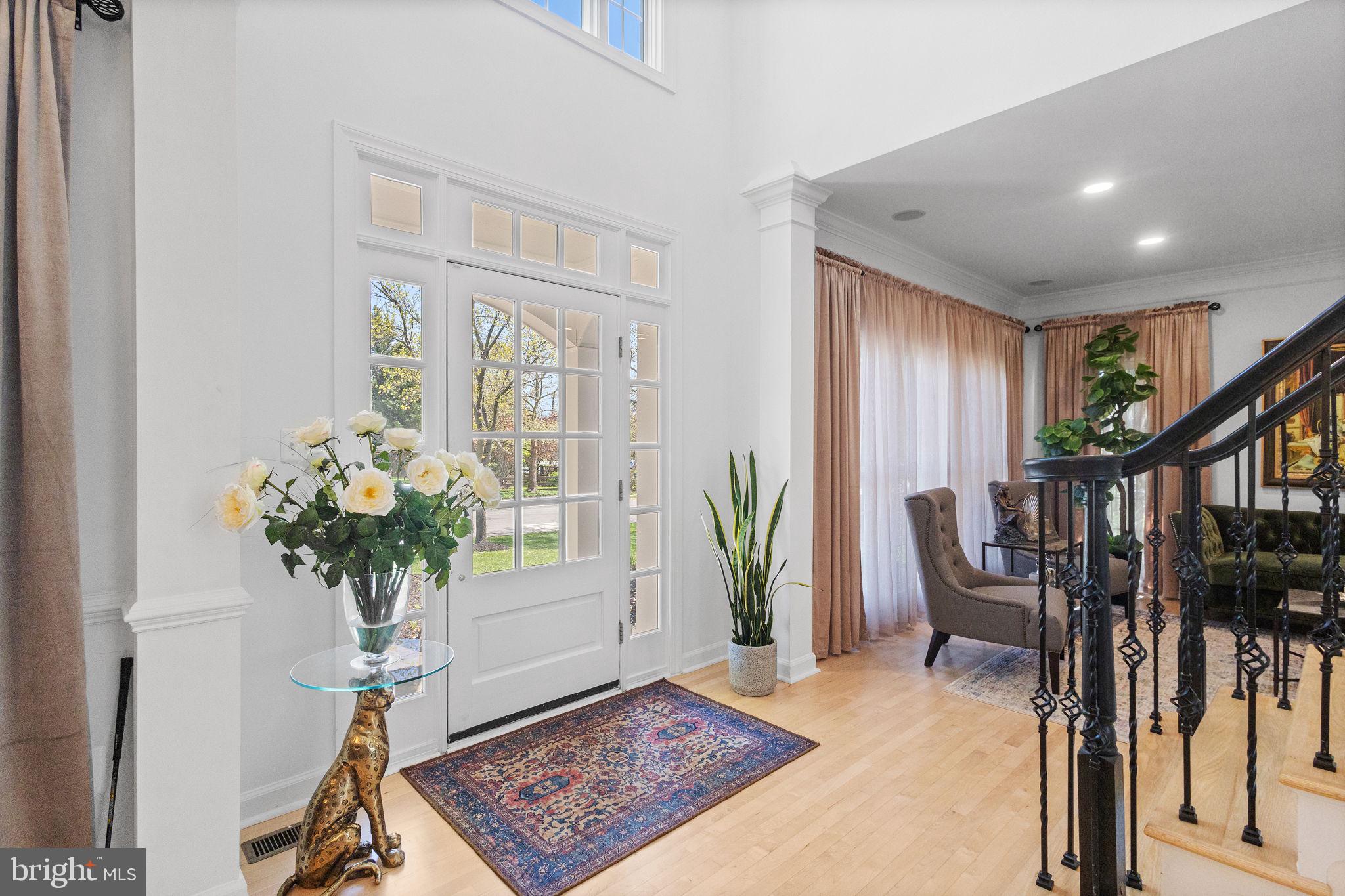 FOREST MANOR - Residential