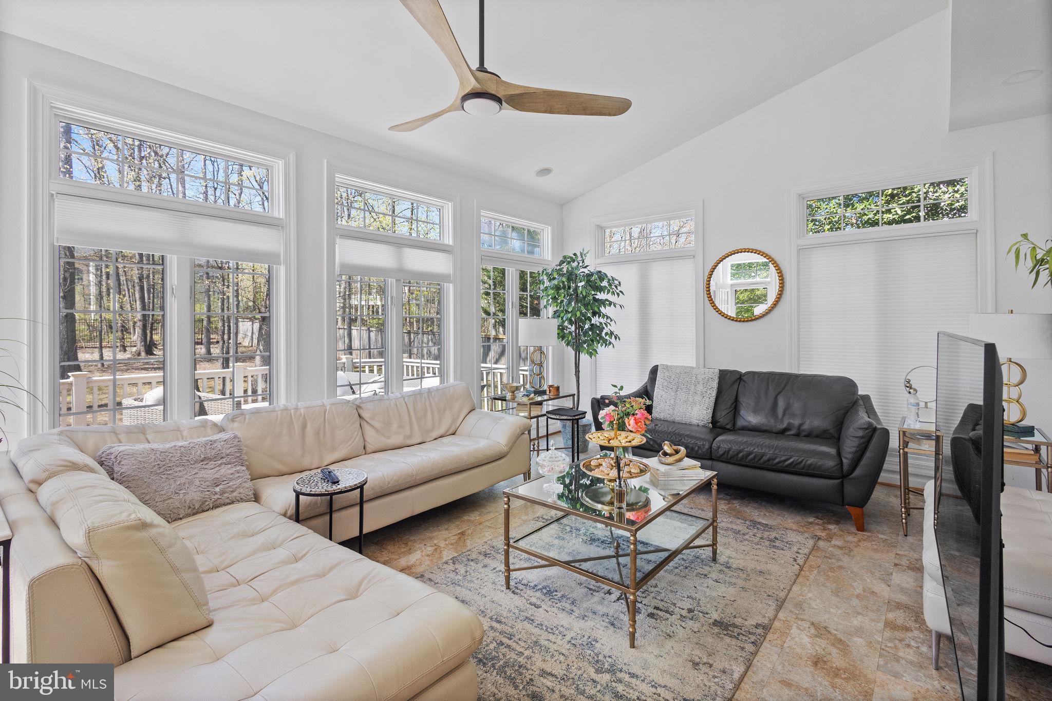 FOREST MANOR - Residential