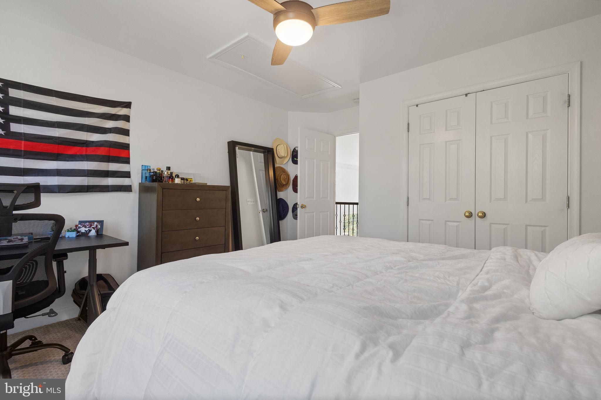 FOREST MANOR - Residential