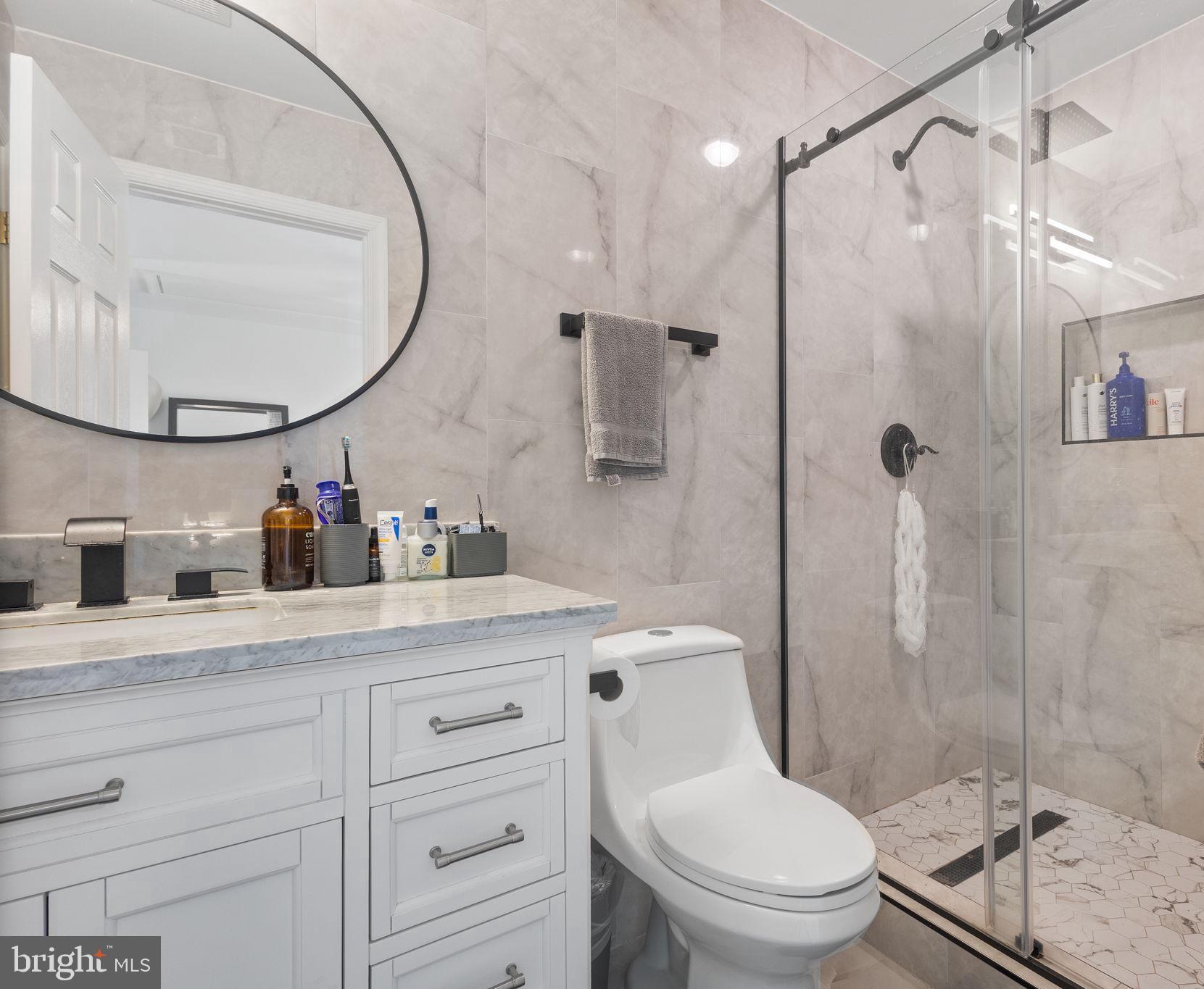 FOREST MANOR - Residential