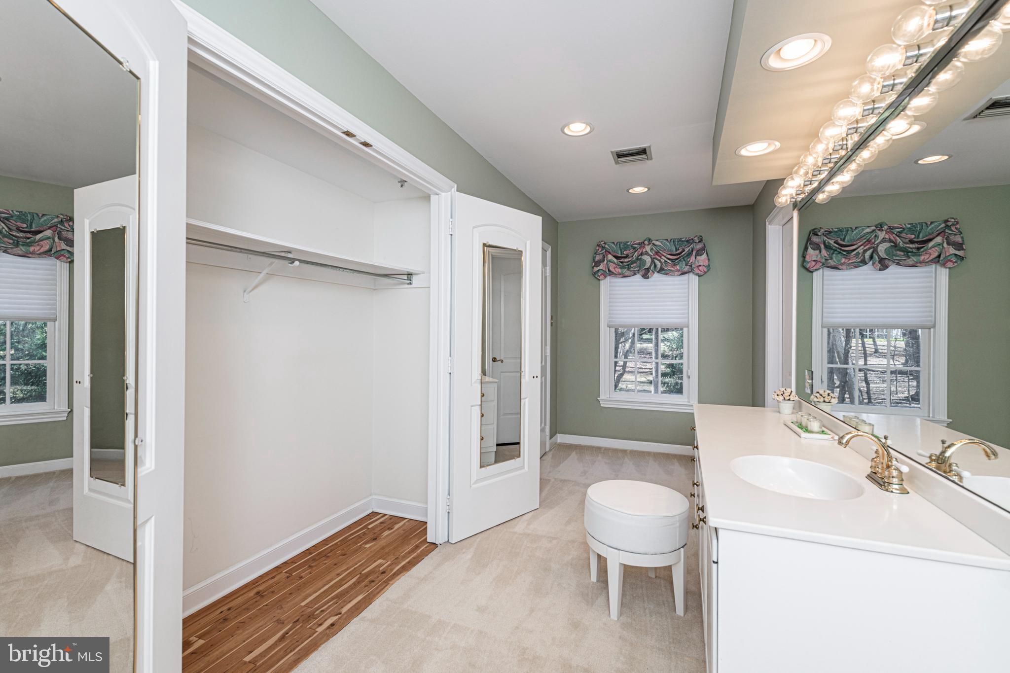 TARLETON ESTATES - Residential