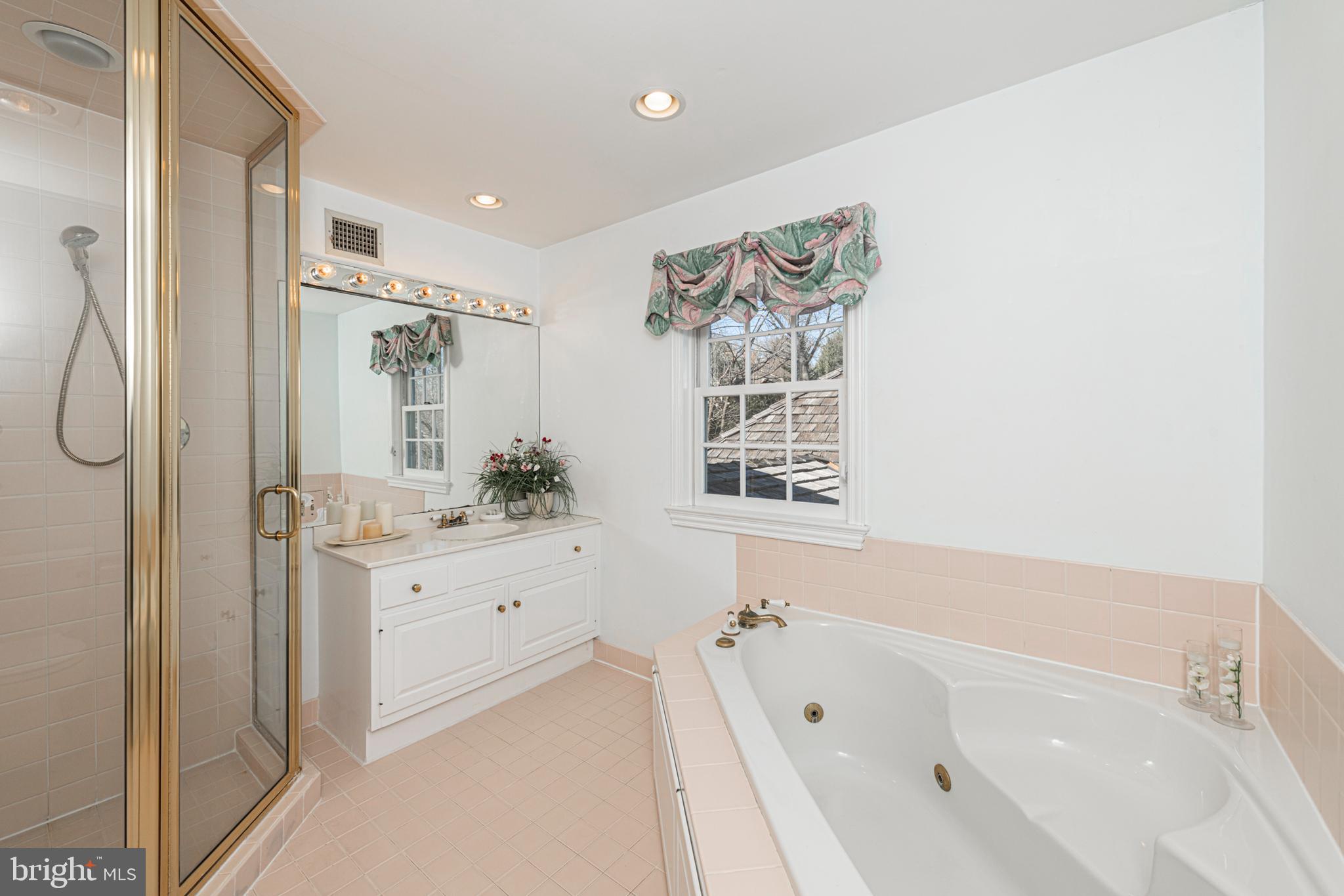 TARLETON ESTATES - Residential