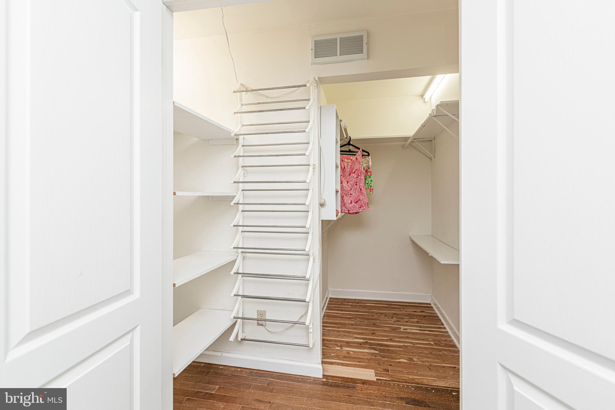 TARLETON ESTATES - Residential