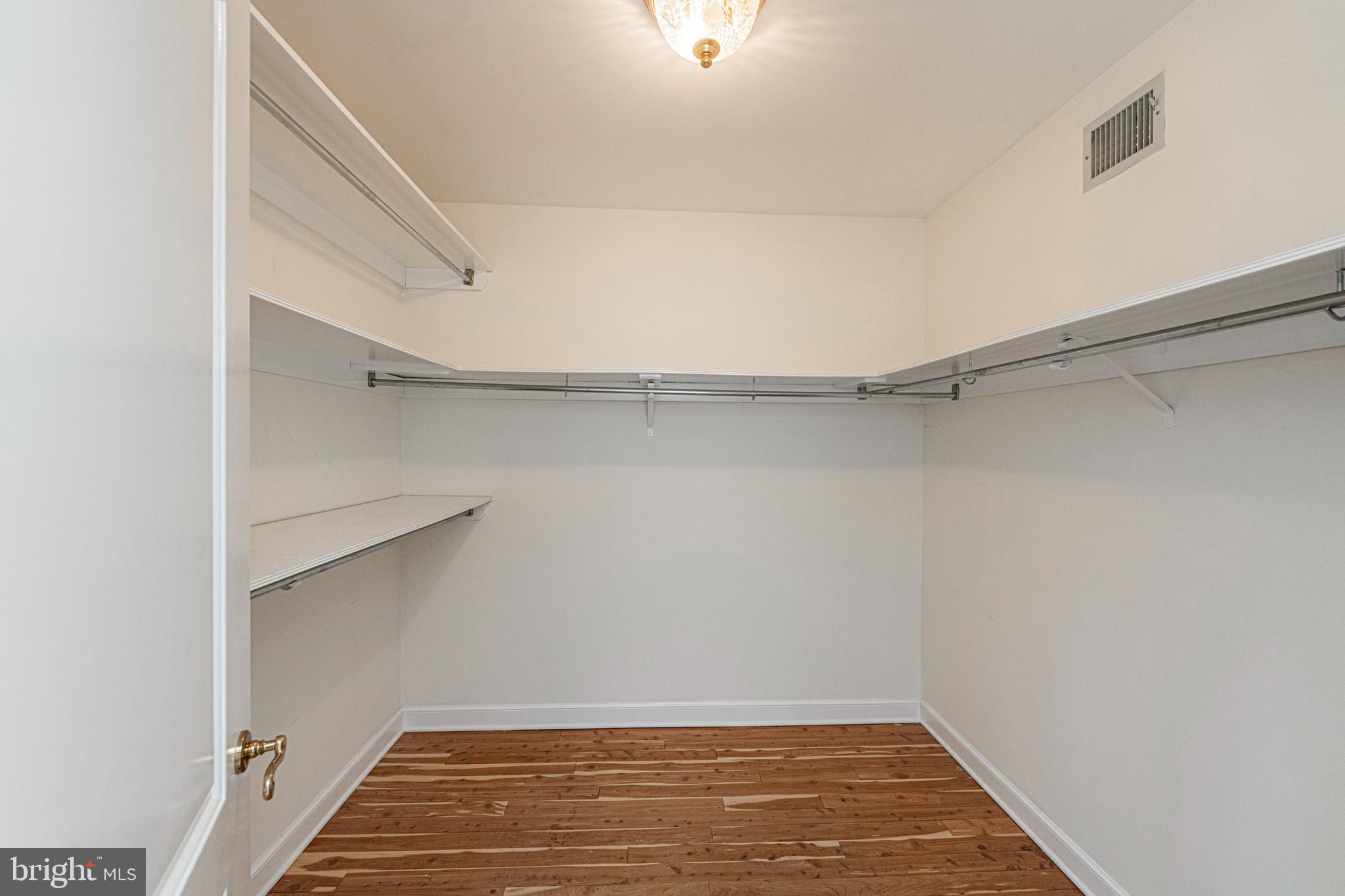 TARLETON ESTATES - Residential