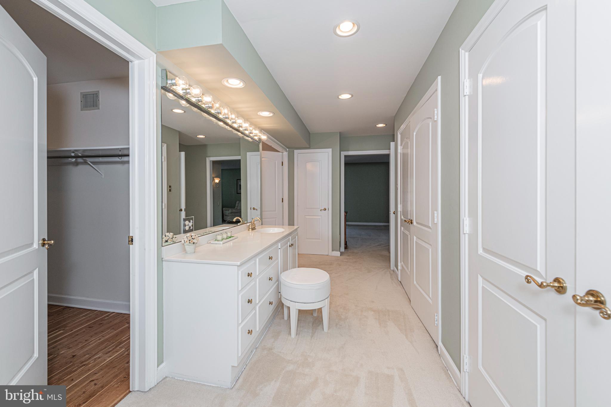 TARLETON ESTATES - Residential