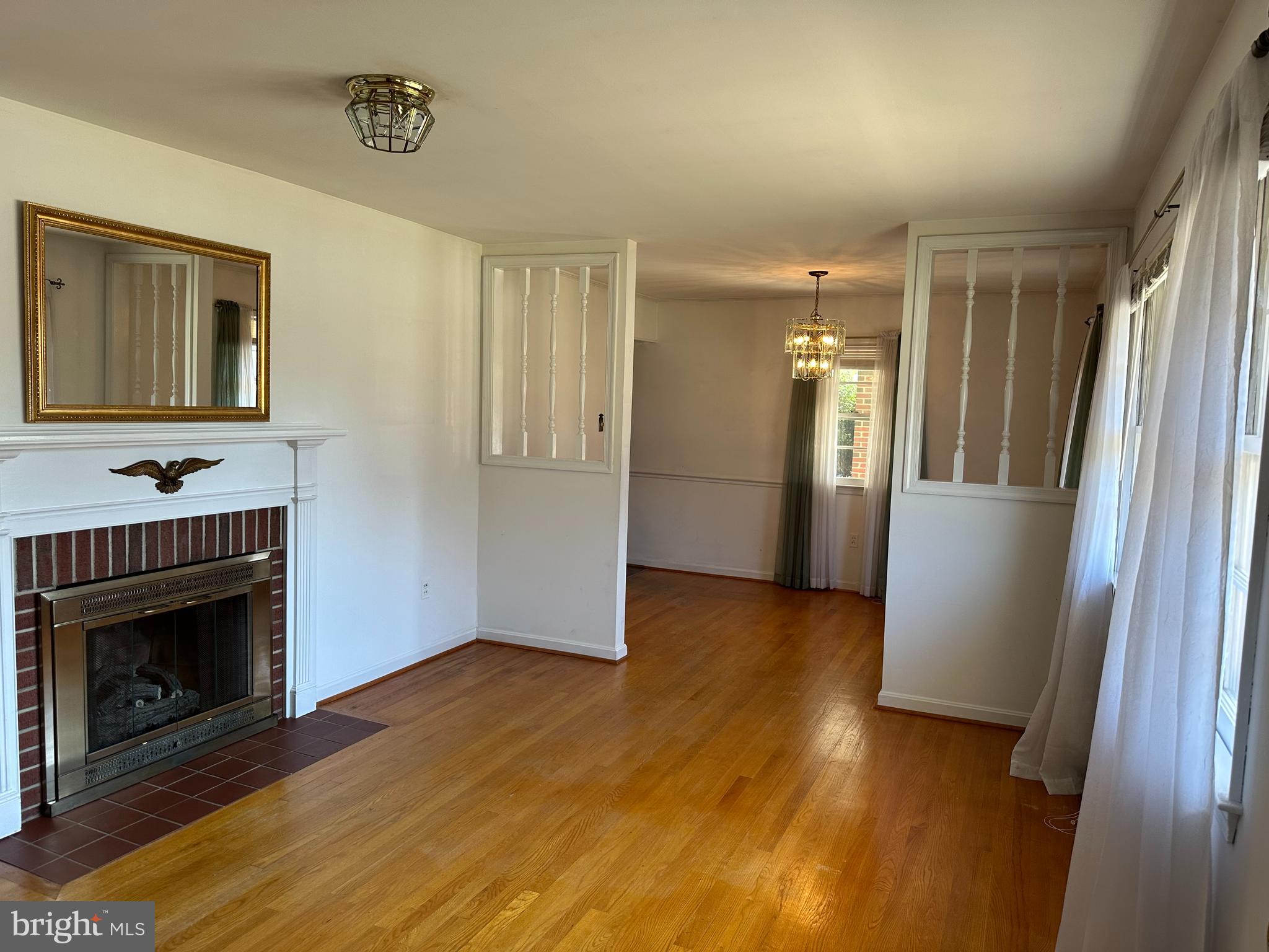 GRAFTON VILLAGE - Residential