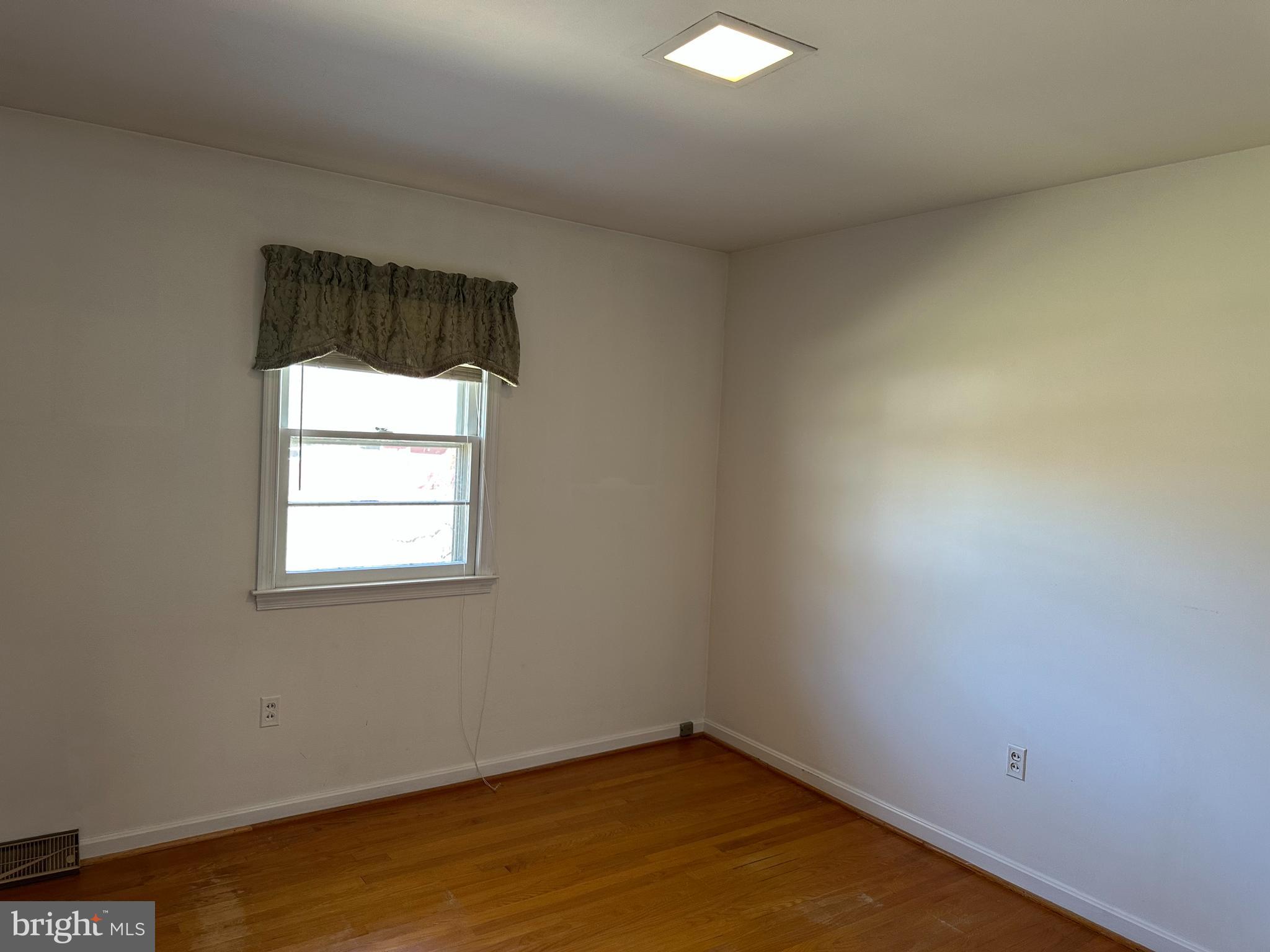 GRAFTON VILLAGE - Residential