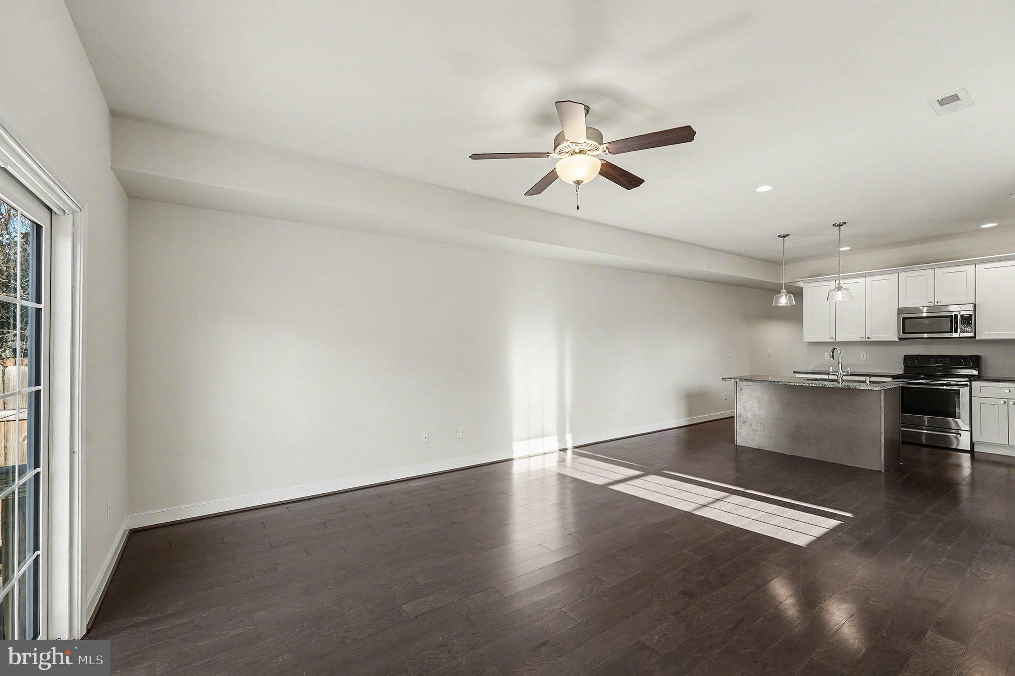 DOWNTOWN FREDERICKSBURG - Residential