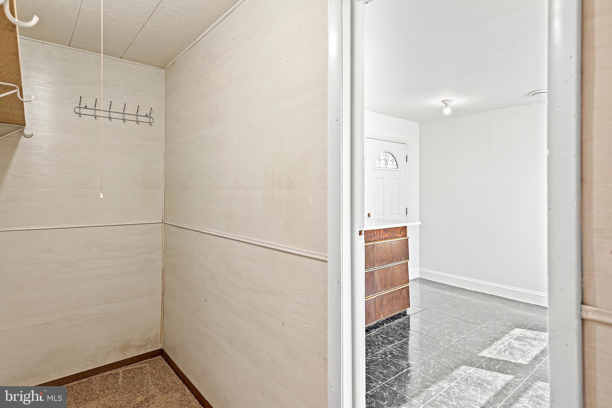 THE PROVINCES - Residential