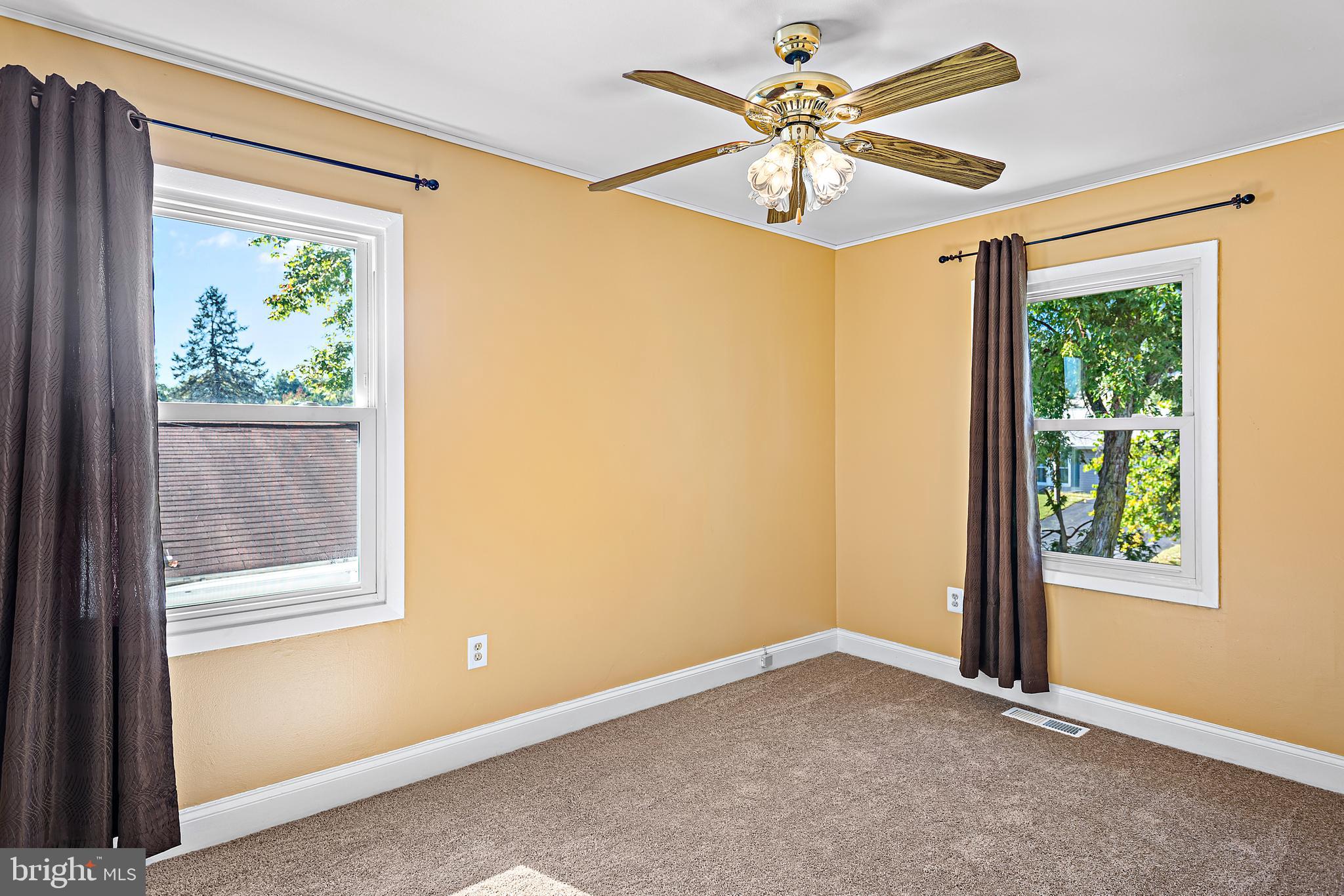 THE PROVINCES - Residential