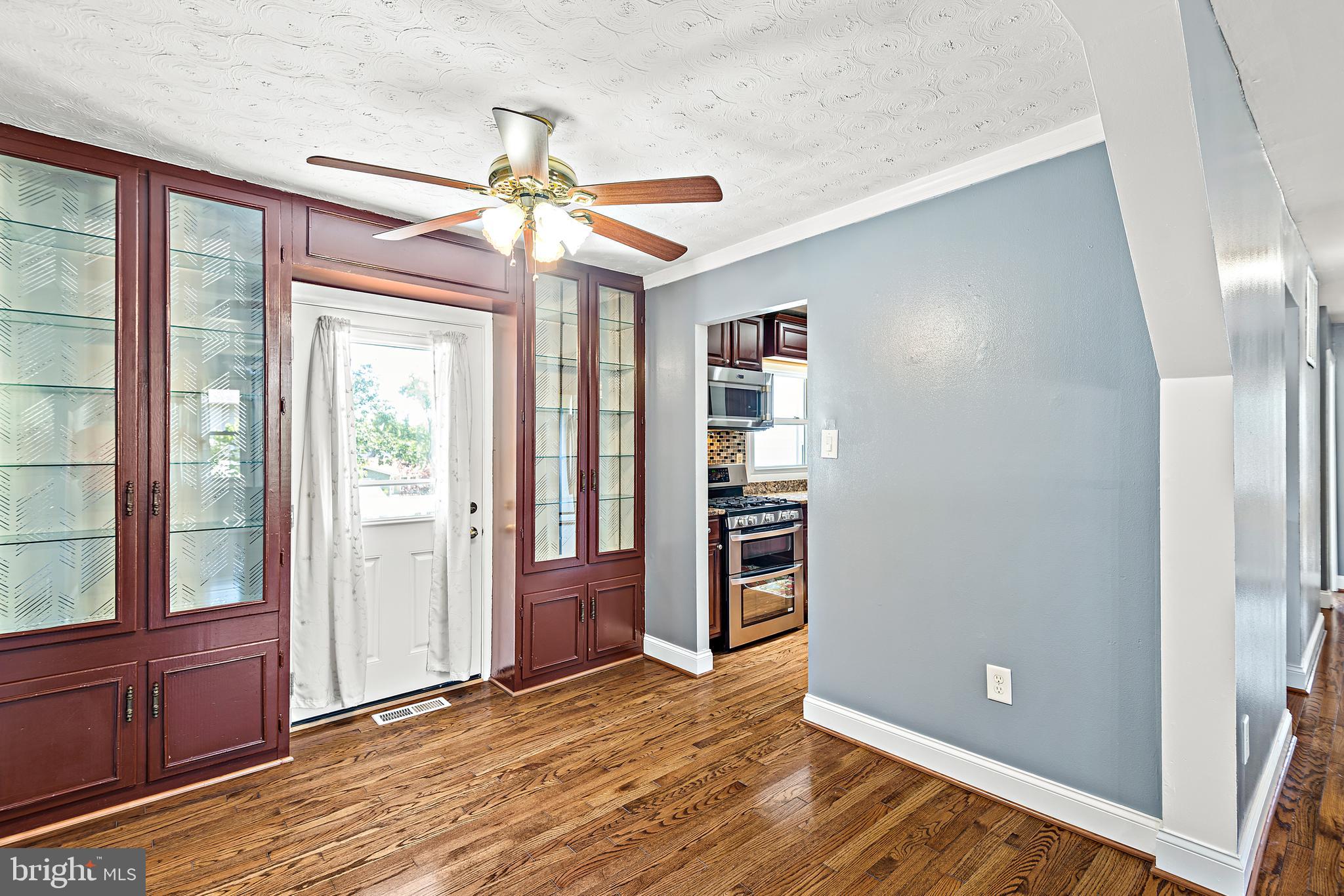 THE PROVINCES - Residential