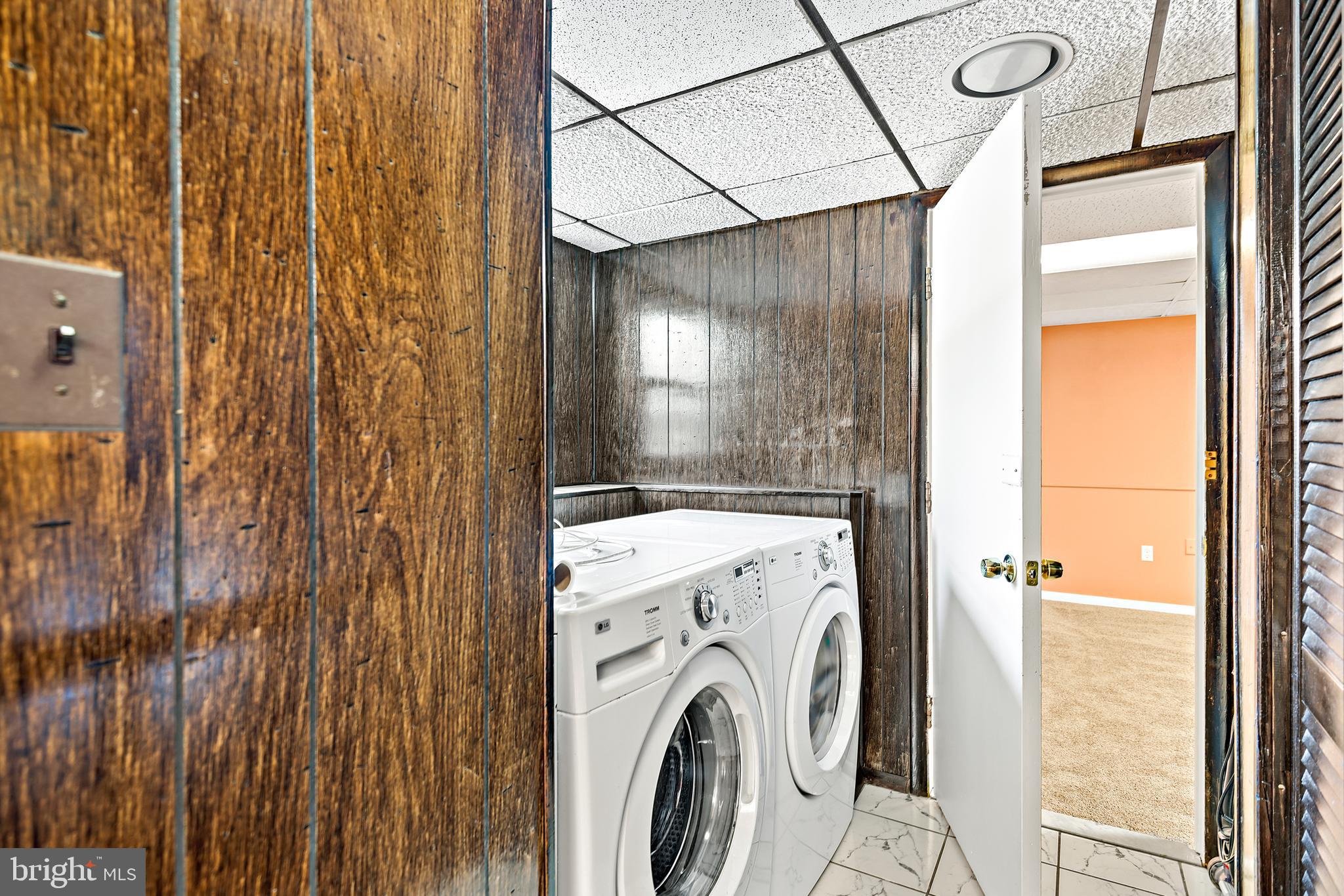 THE PROVINCES - Residential