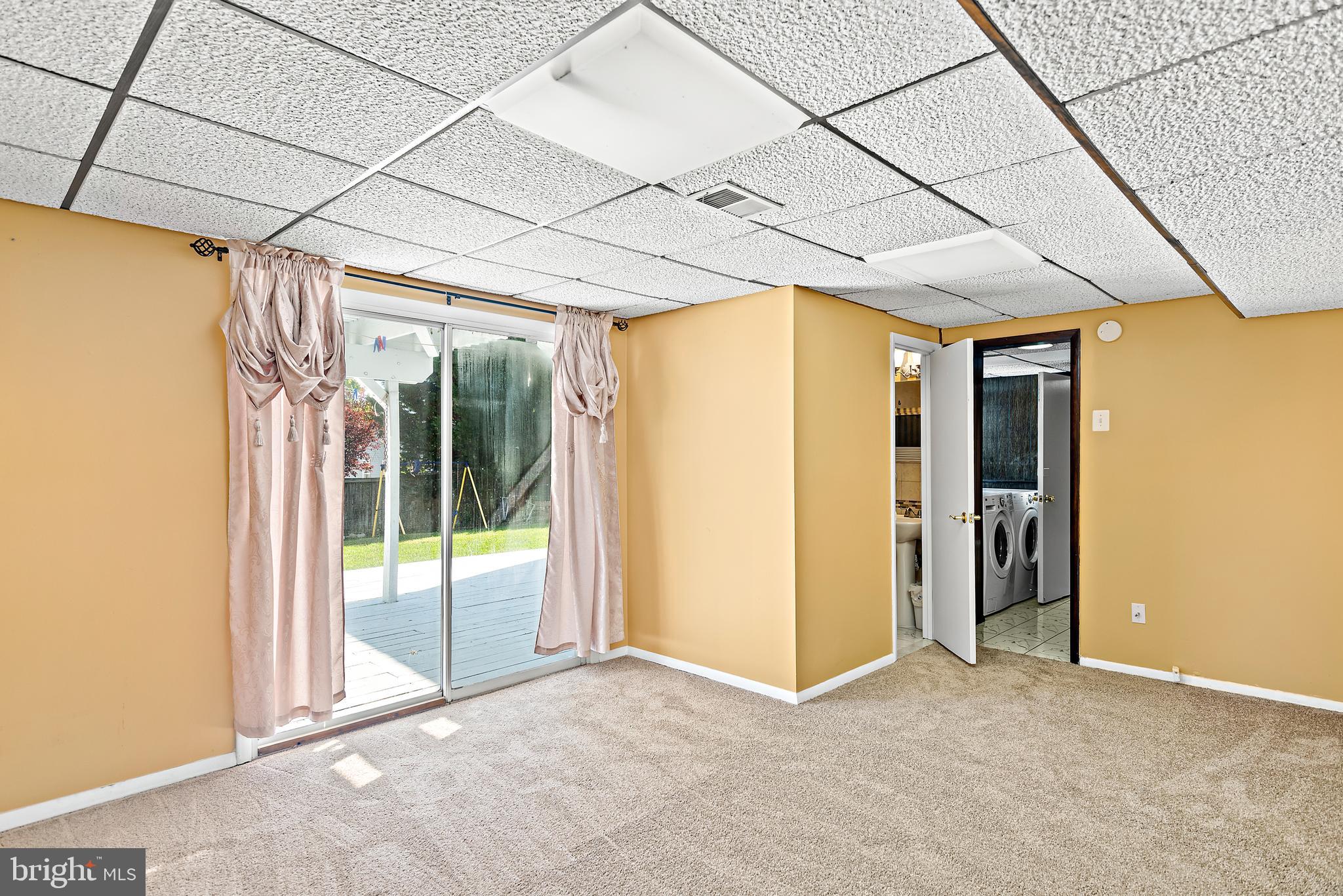 THE PROVINCES - Residential