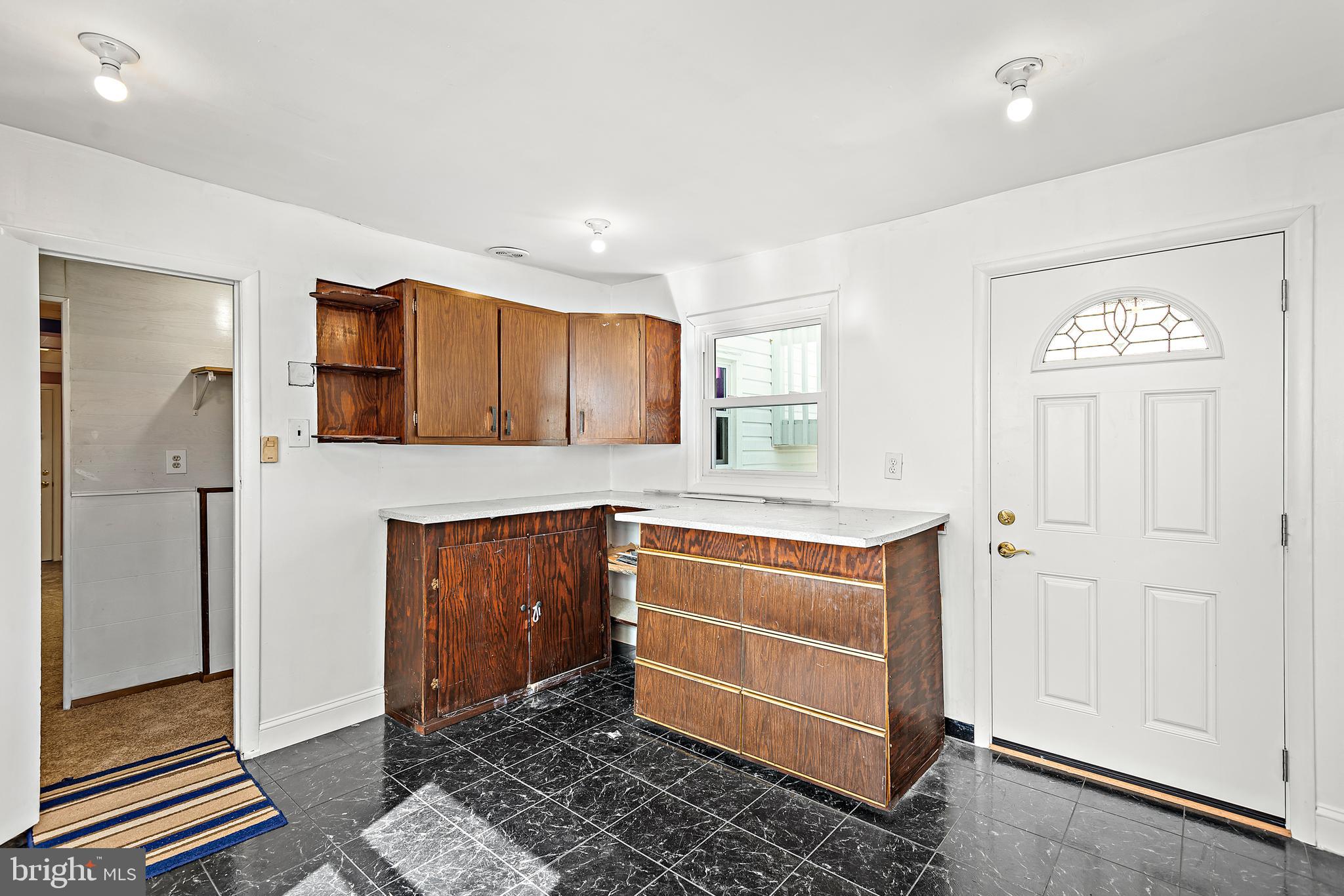 THE PROVINCES - Residential