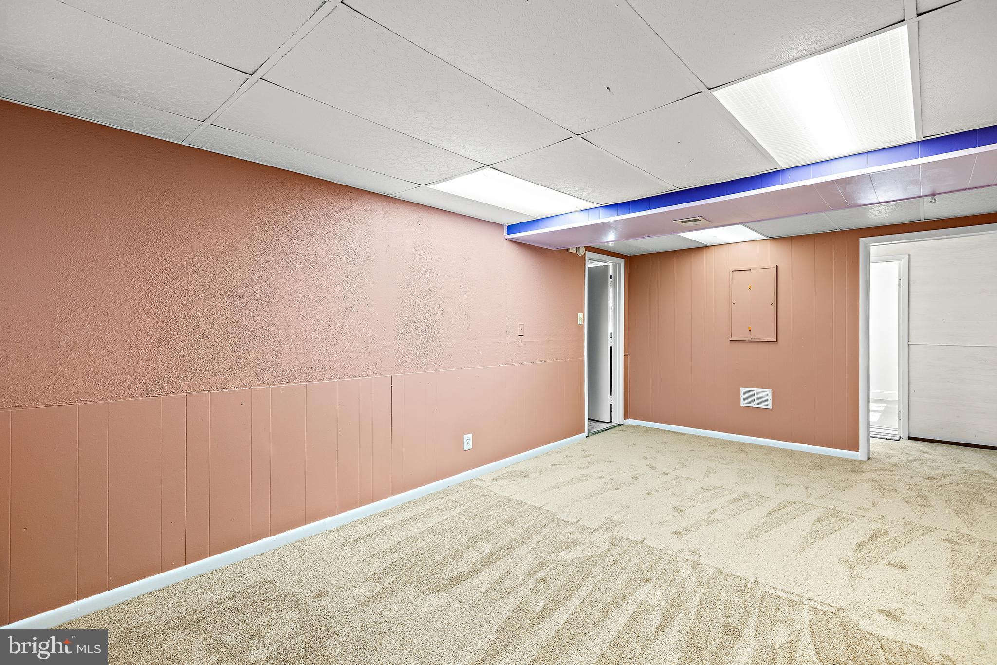 THE PROVINCES - Residential