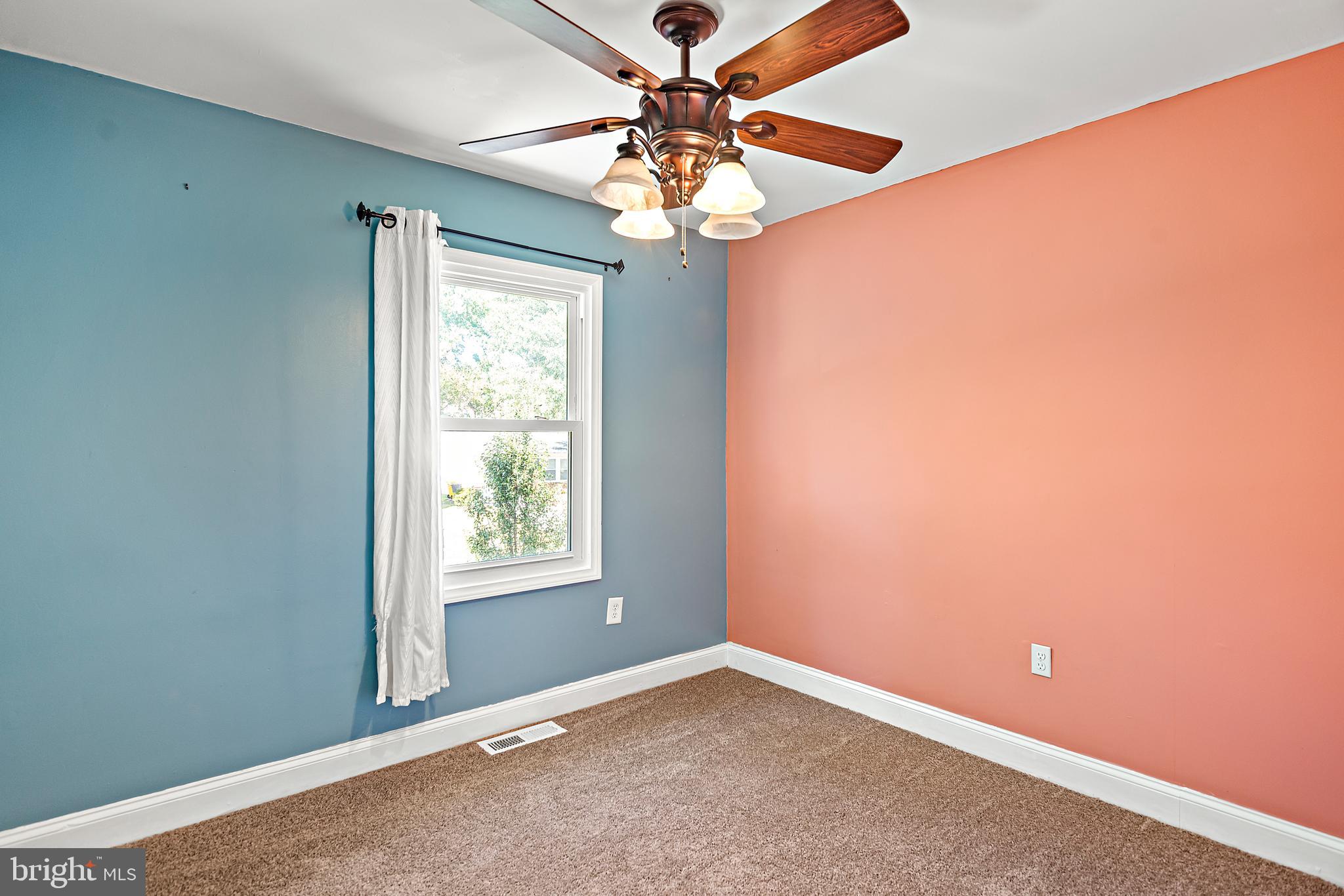 THE PROVINCES - Residential