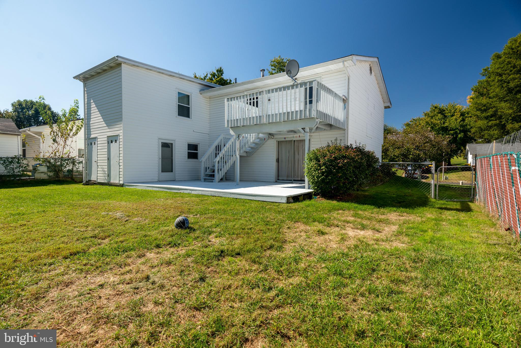 THE PROVINCES - Residential