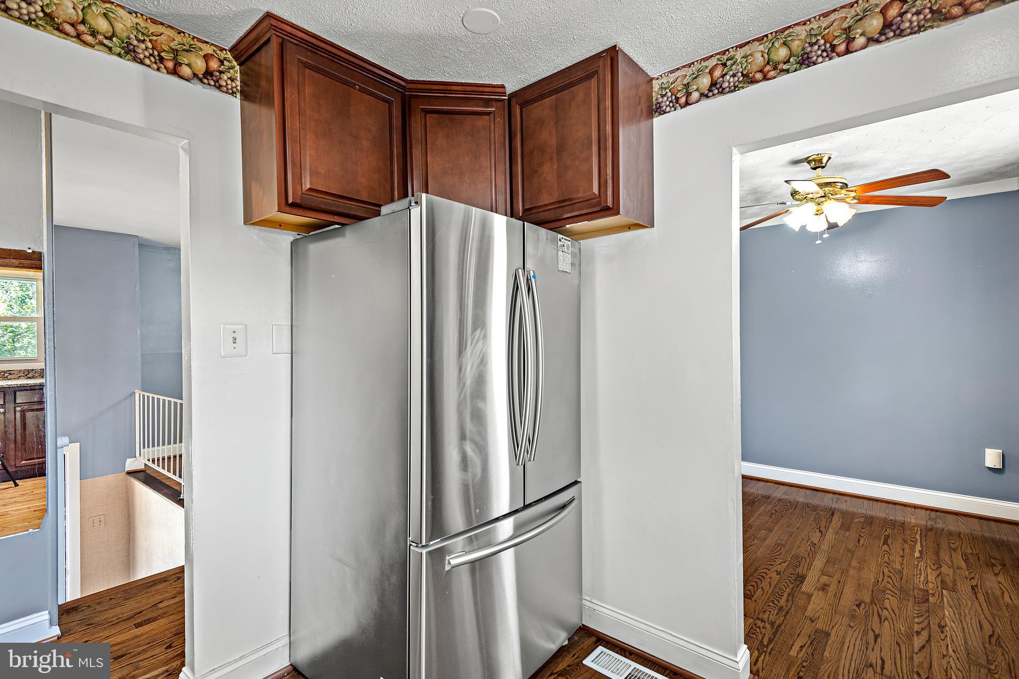 THE PROVINCES - Residential