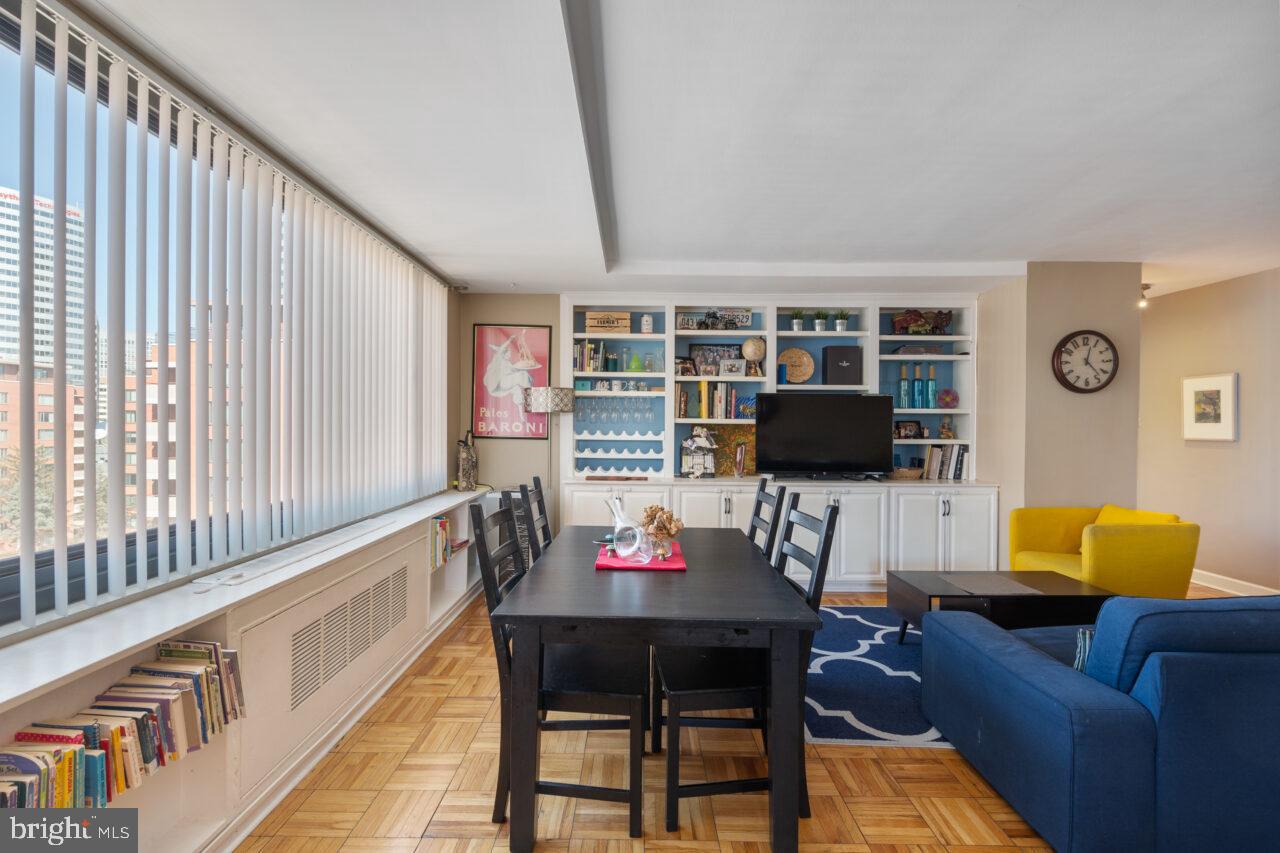 RIVER PLACE - Residential Lease