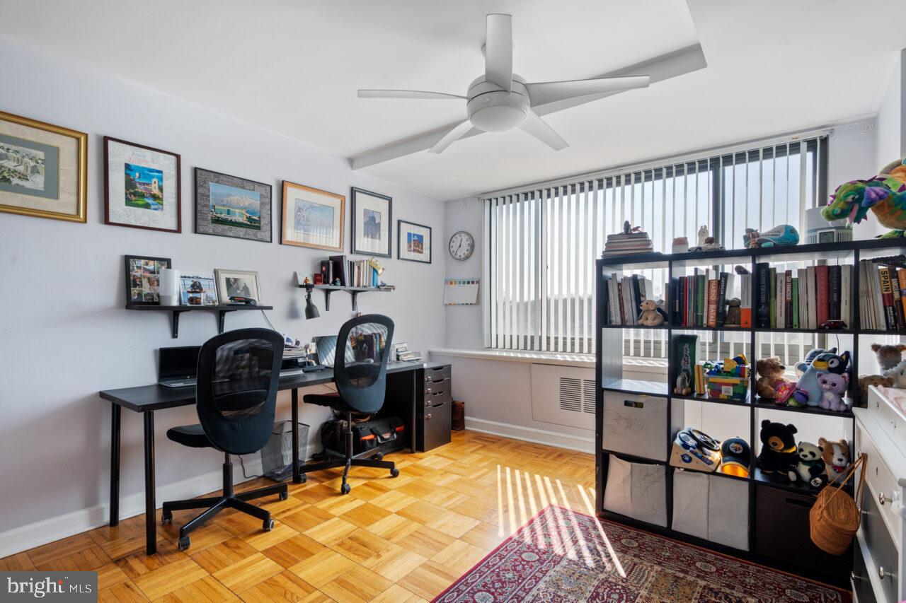 RIVER PLACE - Residential Lease