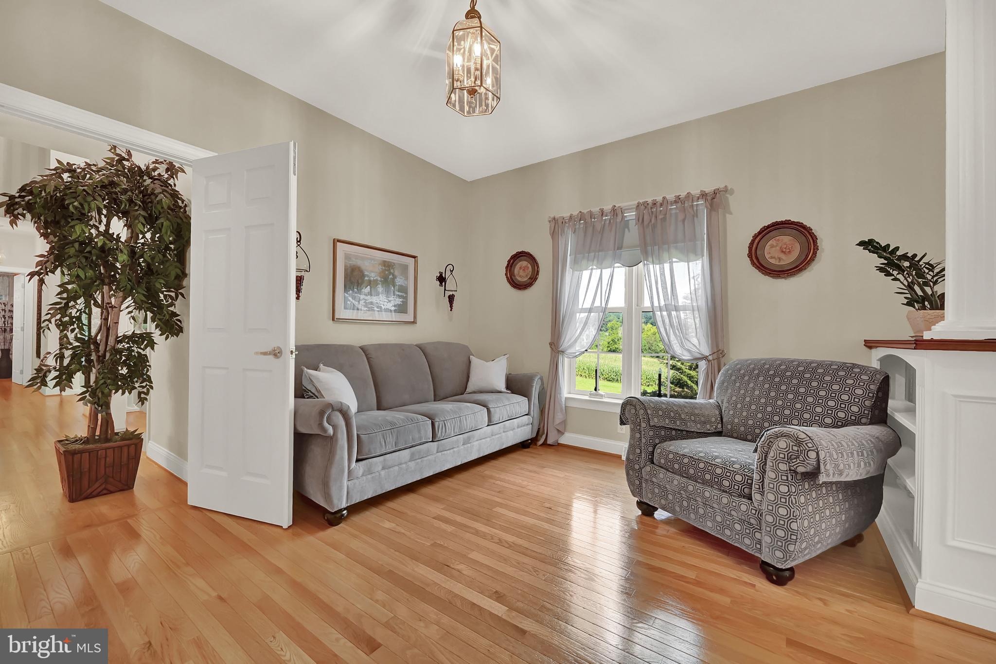 HOPEWELL TWP - Residential