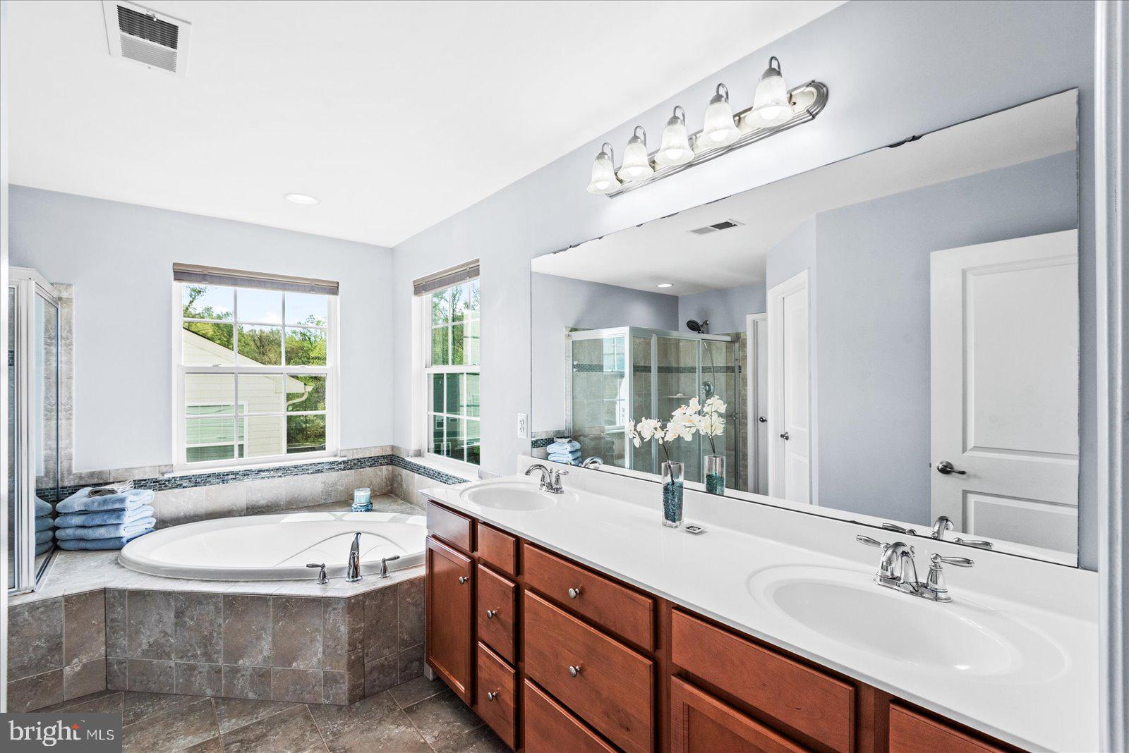 BRENTSMILL - Residential