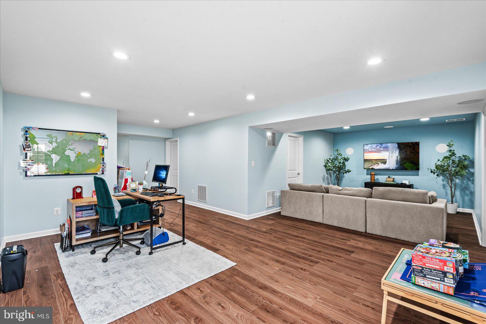 BRENTSMILL - Residential