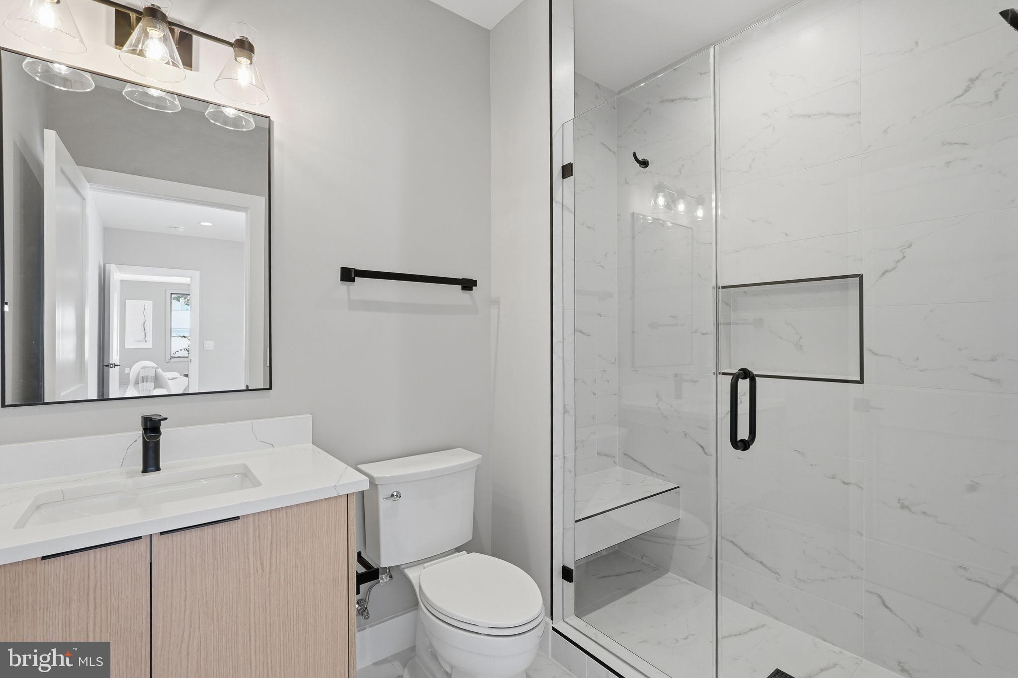 WESTHAMPTON - Residential