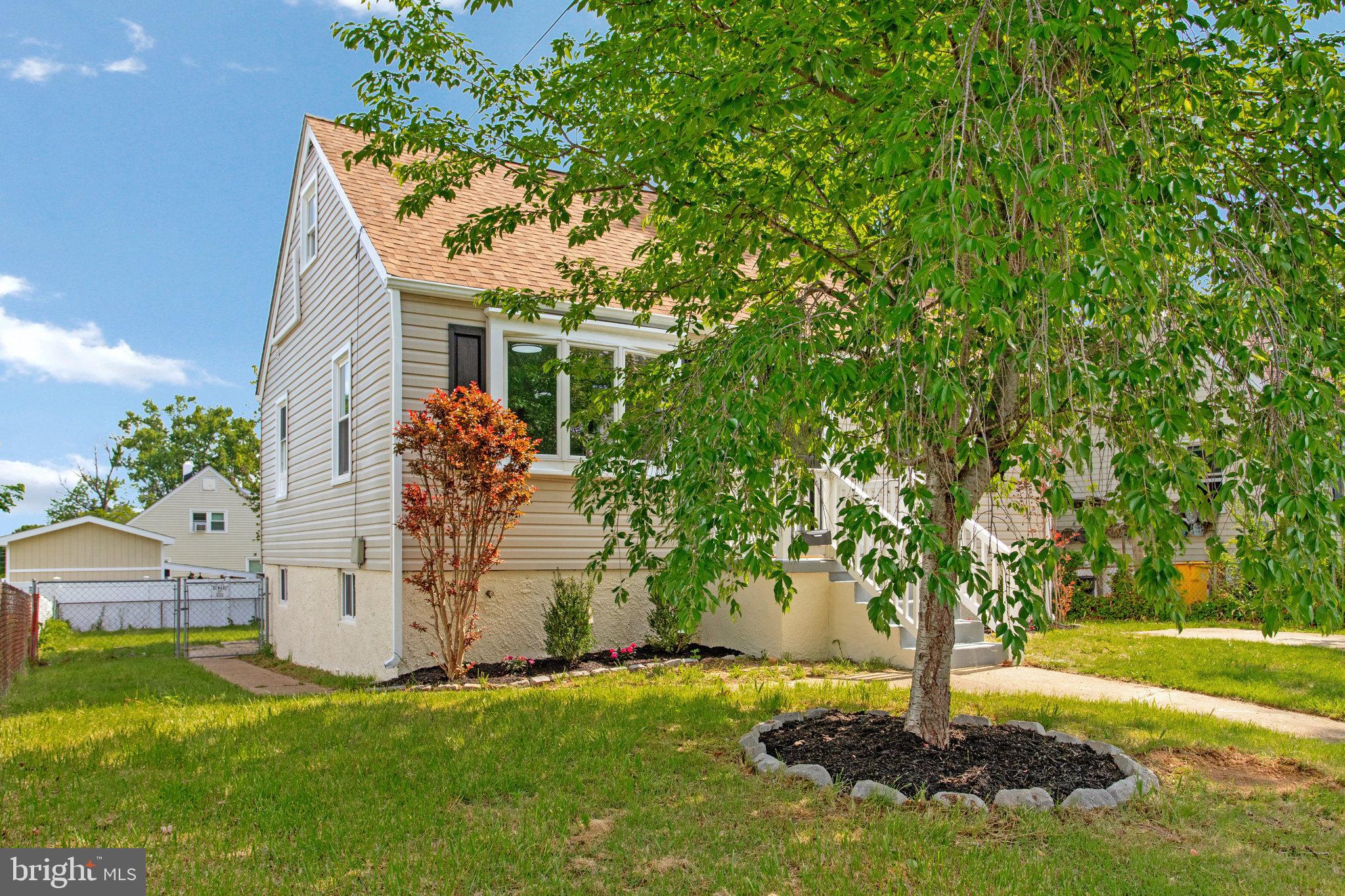 404 NANCY AVENUE