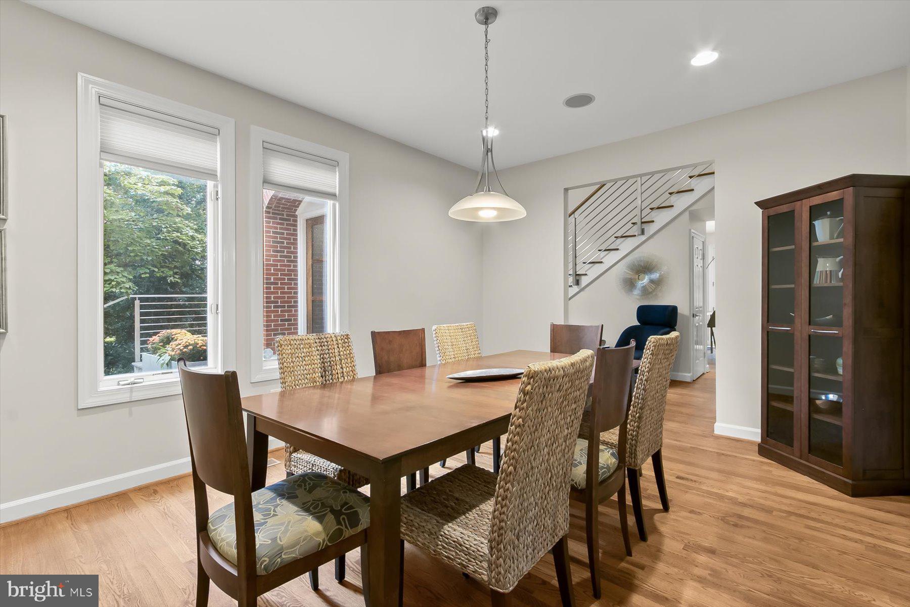 CARDEROCK SPRINGS - Residential