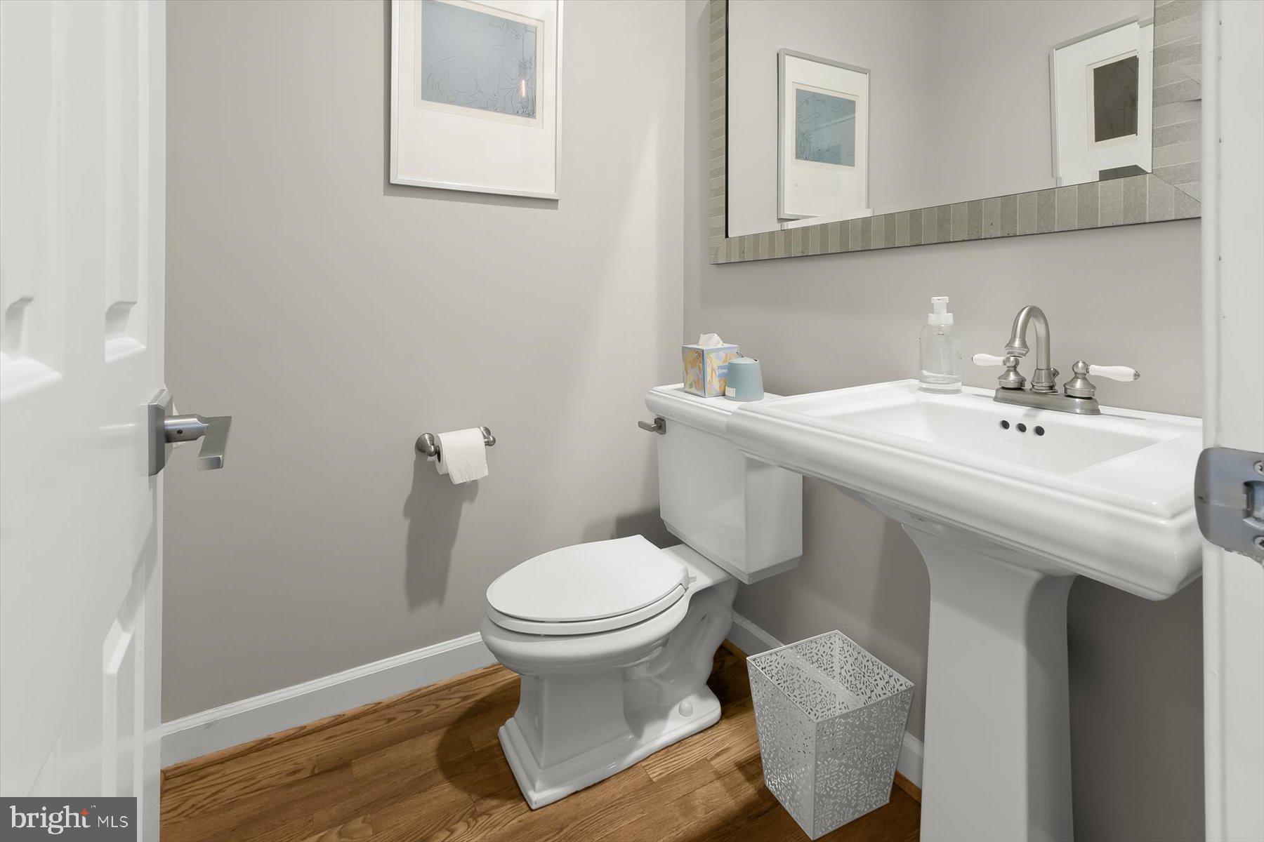 CARDEROCK SPRINGS - Residential