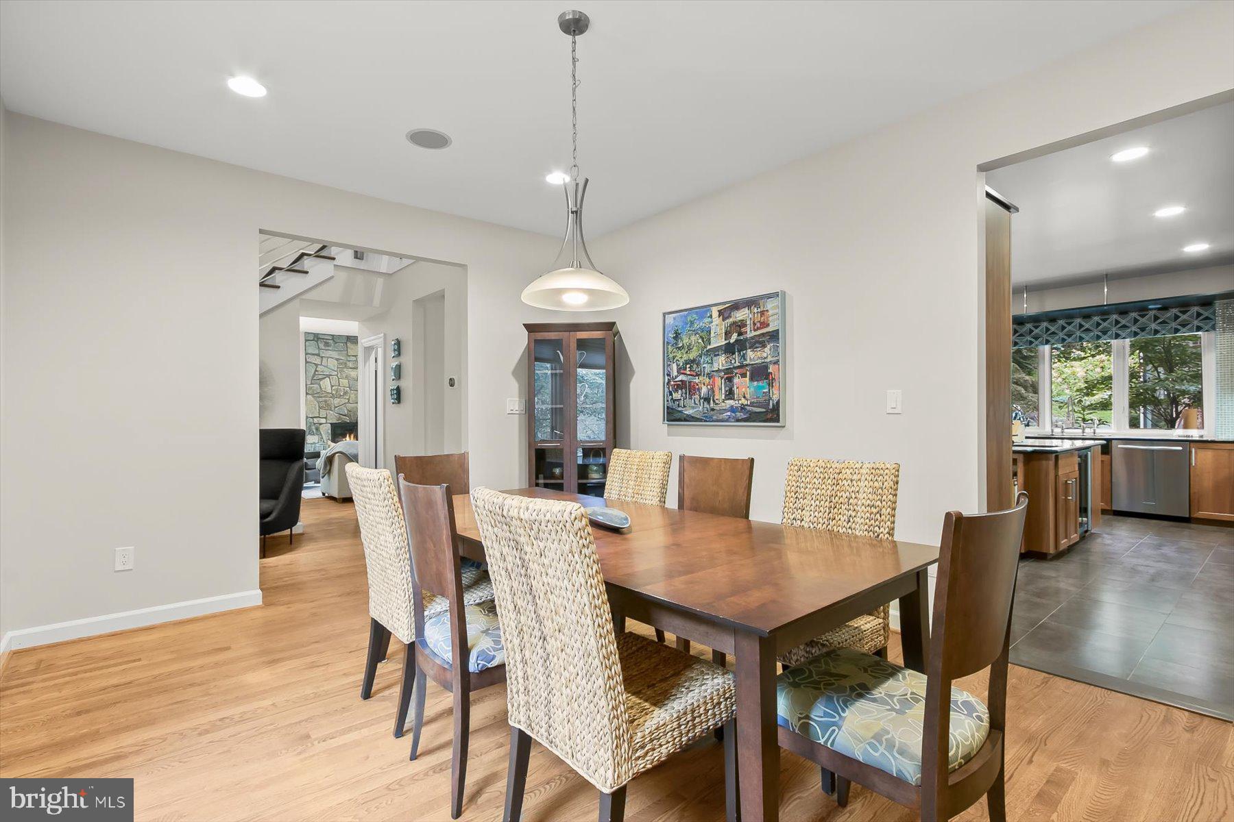 CARDEROCK SPRINGS - Residential