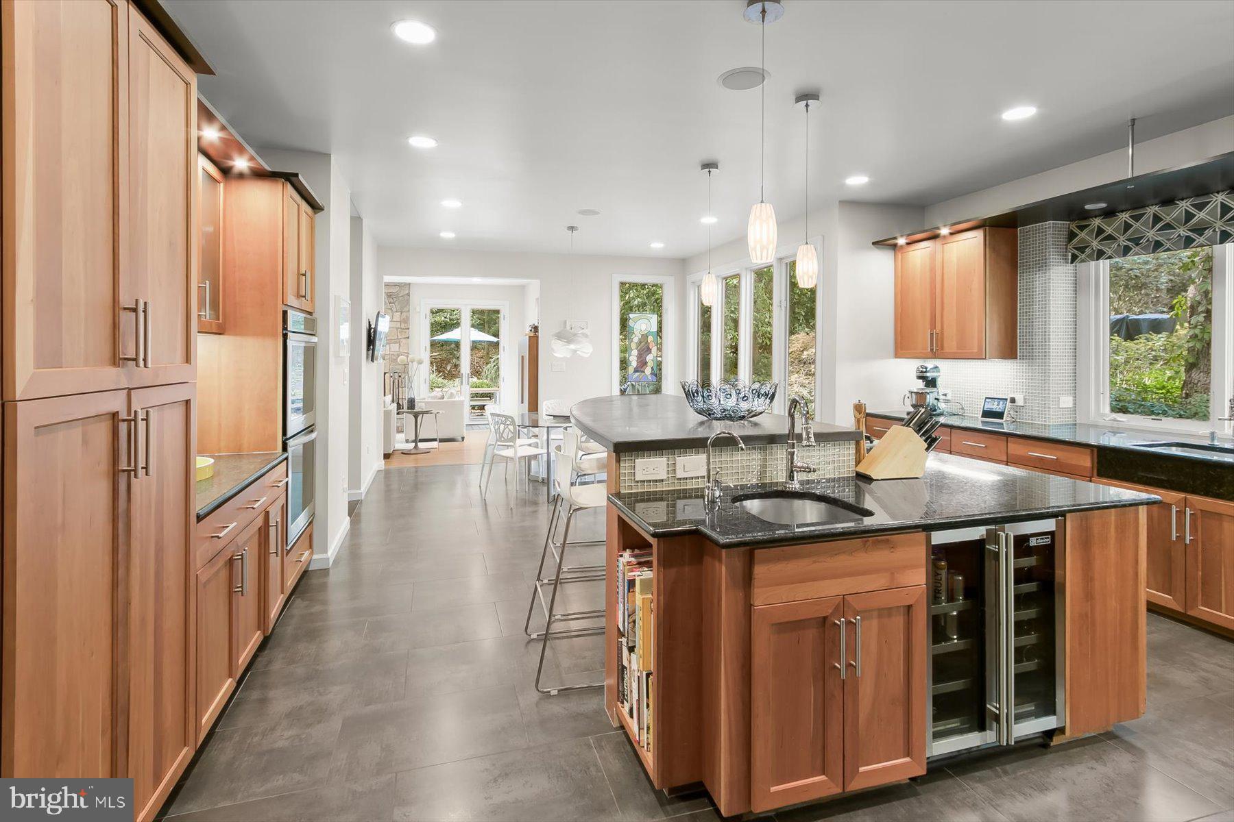 CARDEROCK SPRINGS - Residential