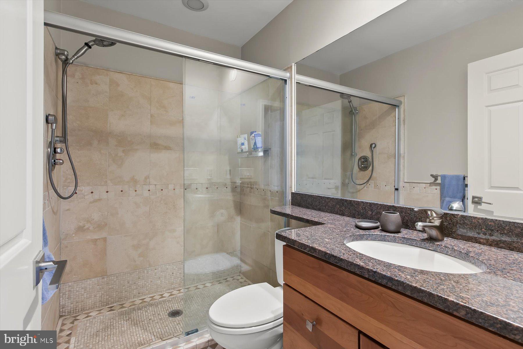 CARDEROCK SPRINGS - Residential