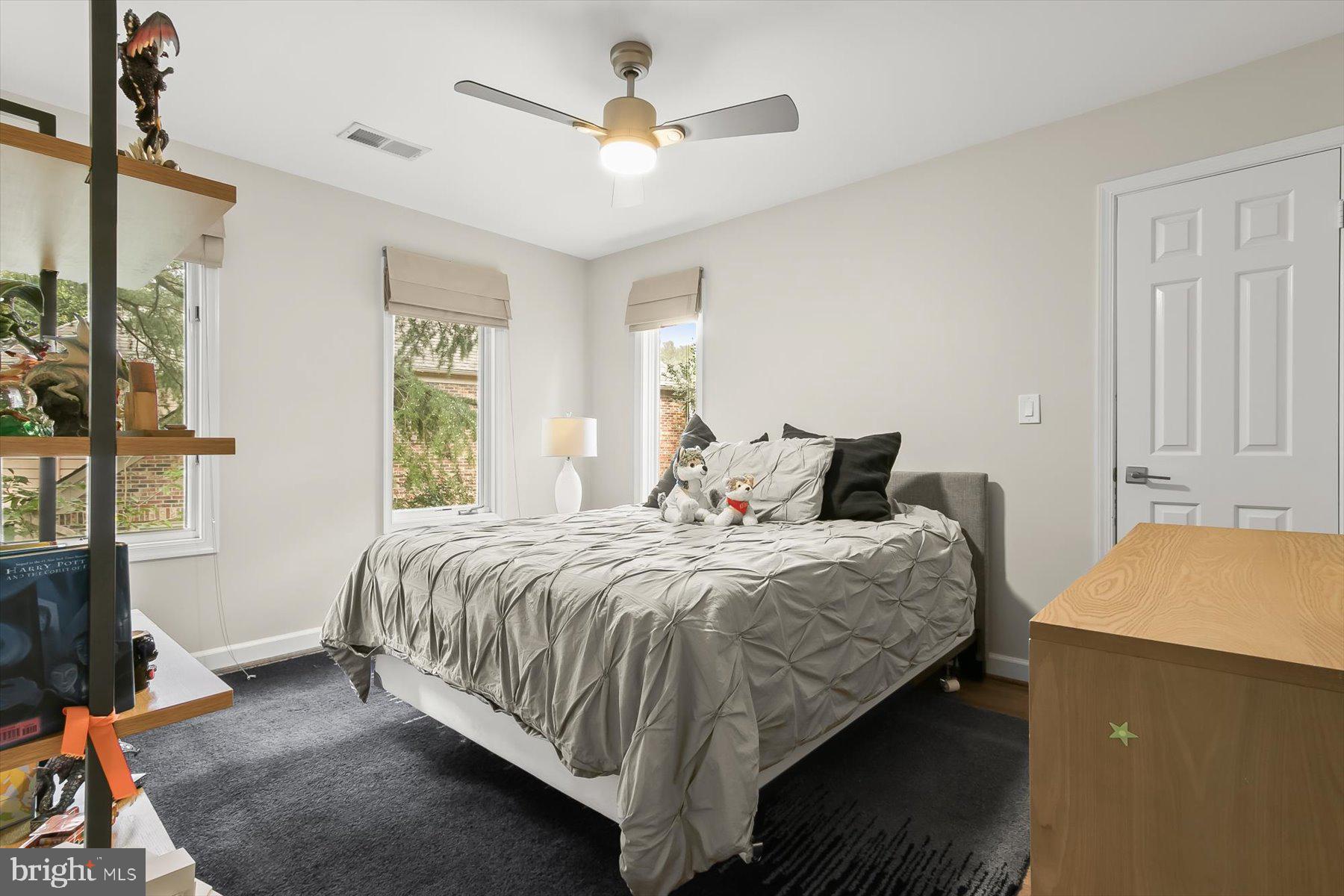 CARDEROCK SPRINGS - Residential