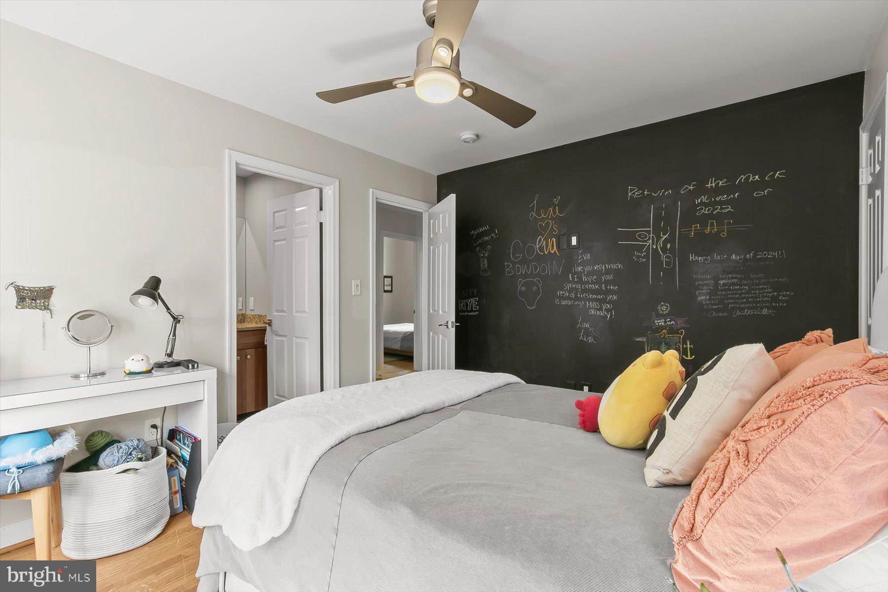 CARDEROCK SPRINGS - Residential